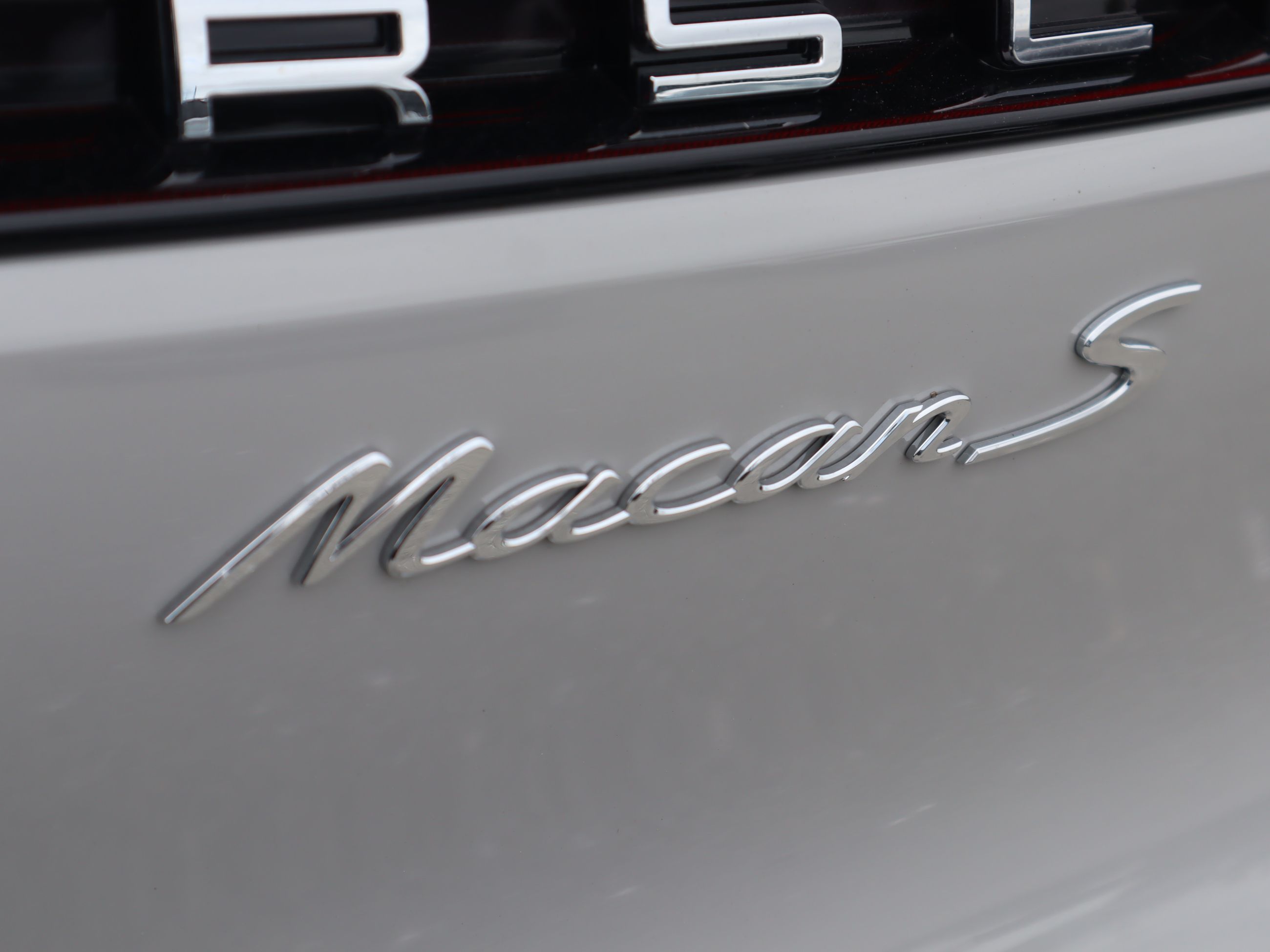 2026 Porsche Macan in Vancouver, British Columbia