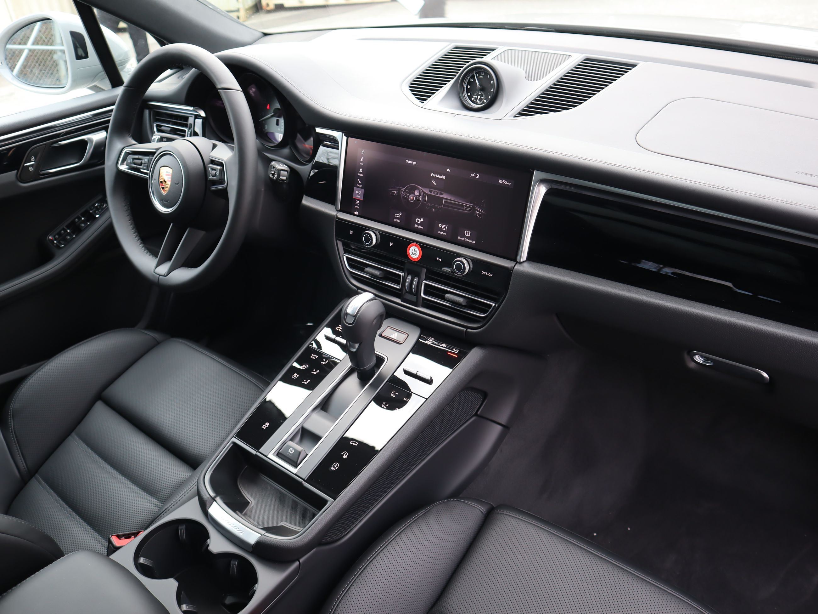 2026 Porsche Macan in Vancouver, British Columbia