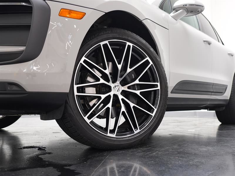 2026 Porsche Macan in Vancouver, British Columbia