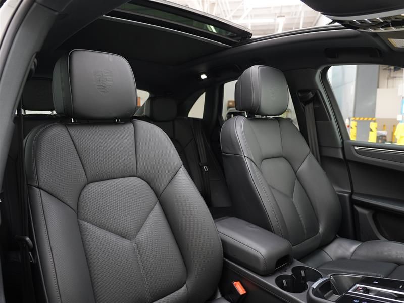 2026 Porsche Macan in Vancouver, British Columbia