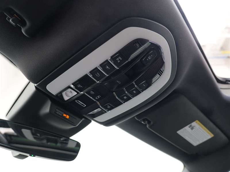 2026 Porsche Macan in Vancouver, British Columbia