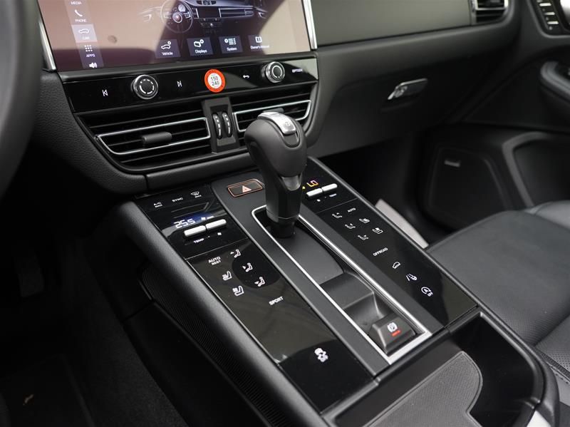 2026 Porsche Macan in Vancouver, British Columbia