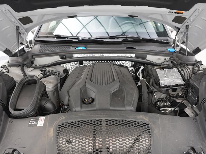 2026 Porsche Macan in Vancouver, British Columbia