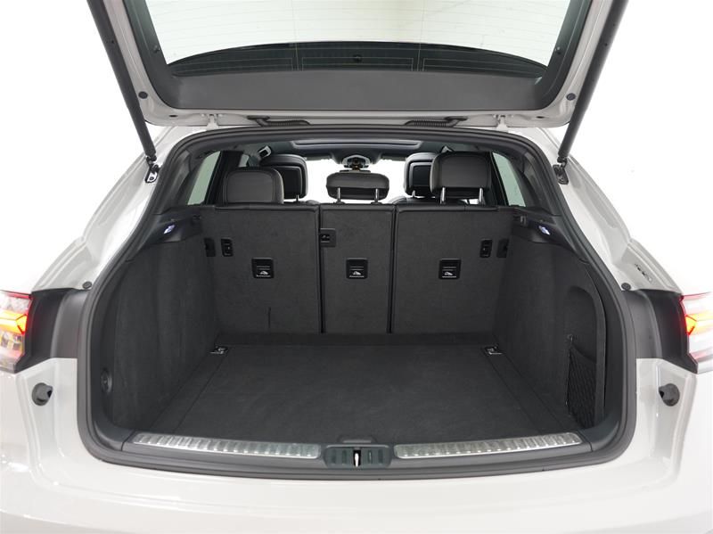 2026 Porsche Macan in Vancouver, British Columbia