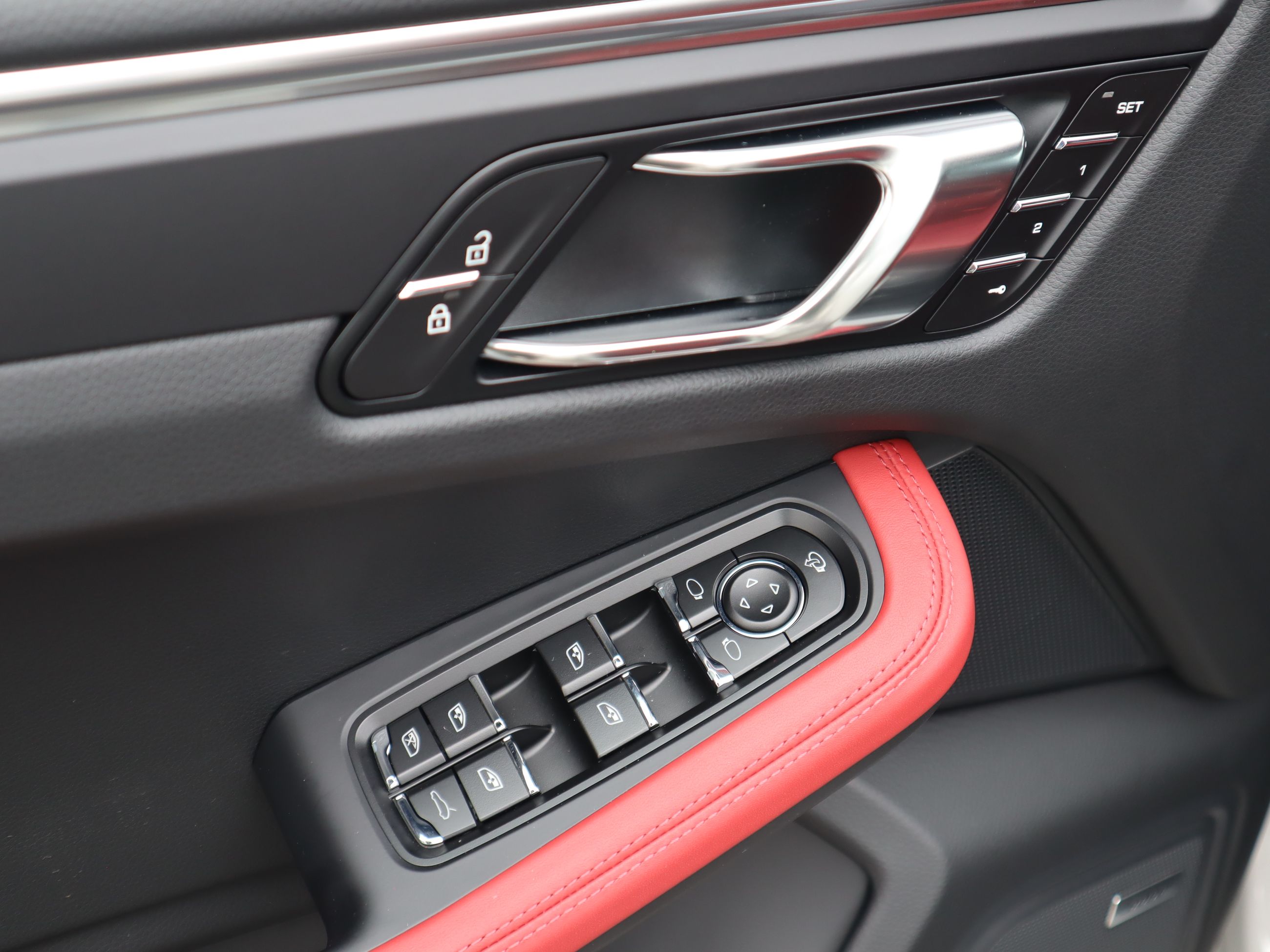 2026 Porsche Macan in Vancouver, British Columbia