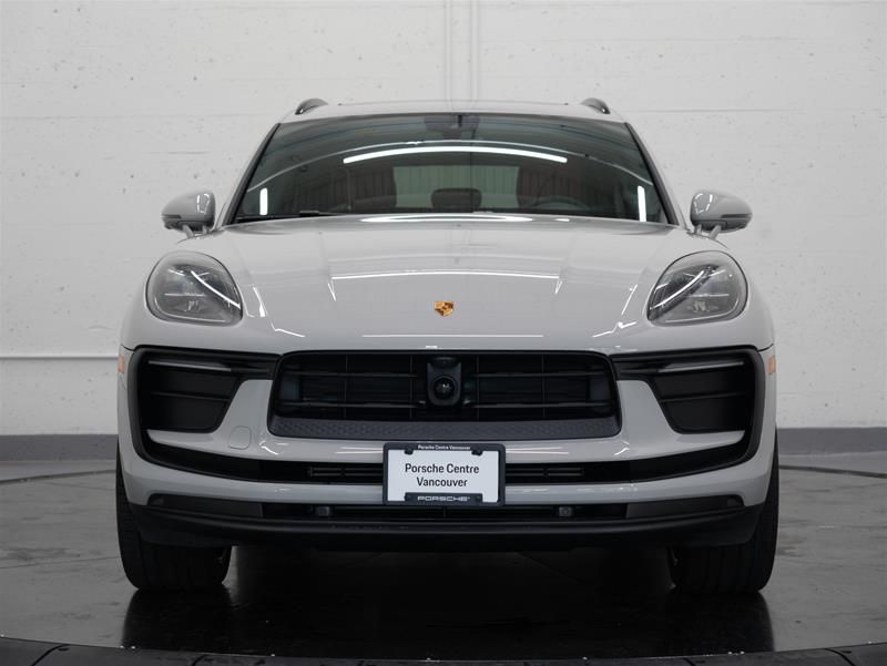 2026 Porsche Macan in Vancouver, British Columbia