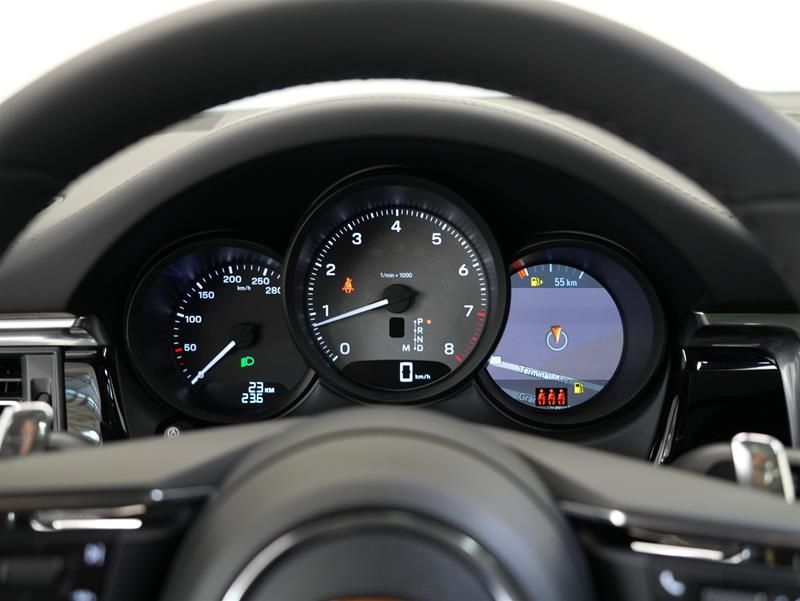 2026 Porsche Macan in Vancouver, British Columbia