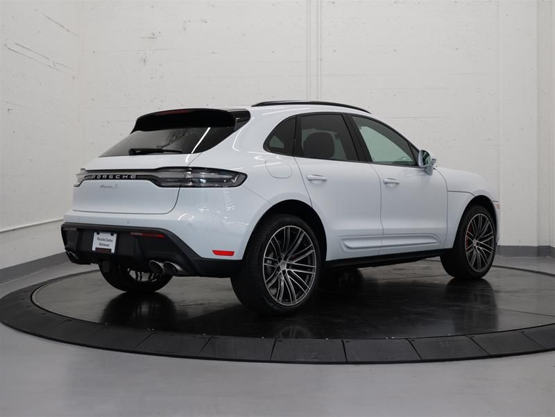 2026 Porsche Macan in Vancouver, British Columbia