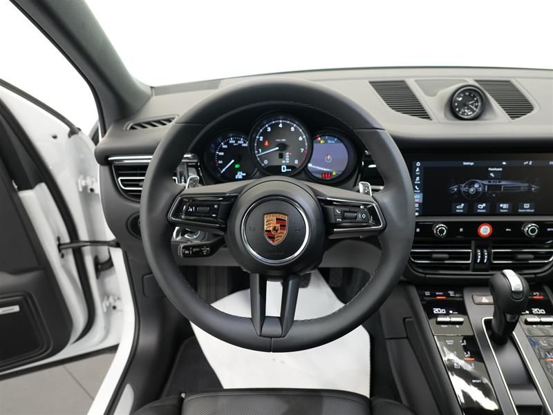 2026 Porsche Macan in Vancouver, British Columbia