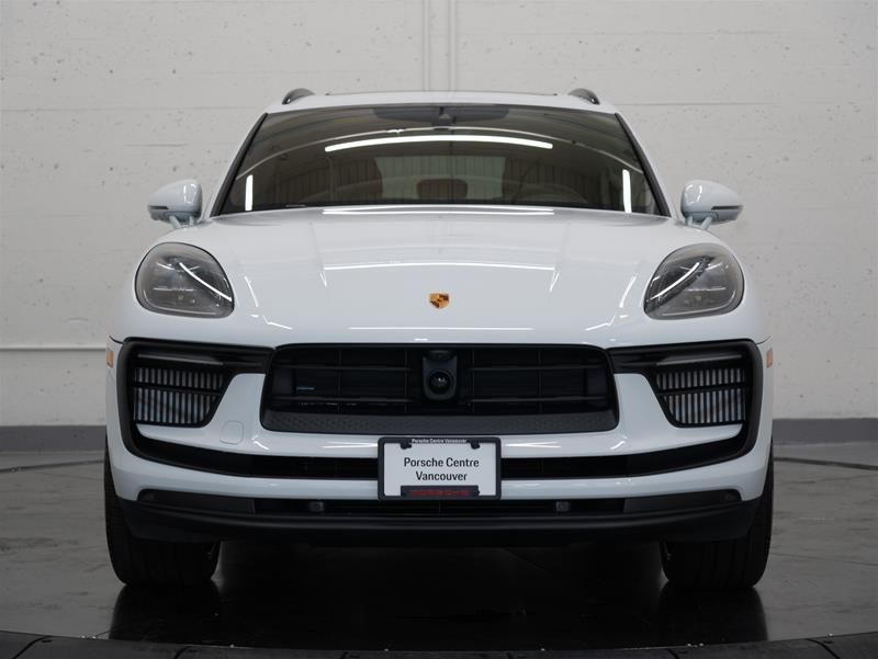 2026 Porsche Macan in Vancouver, British Columbia