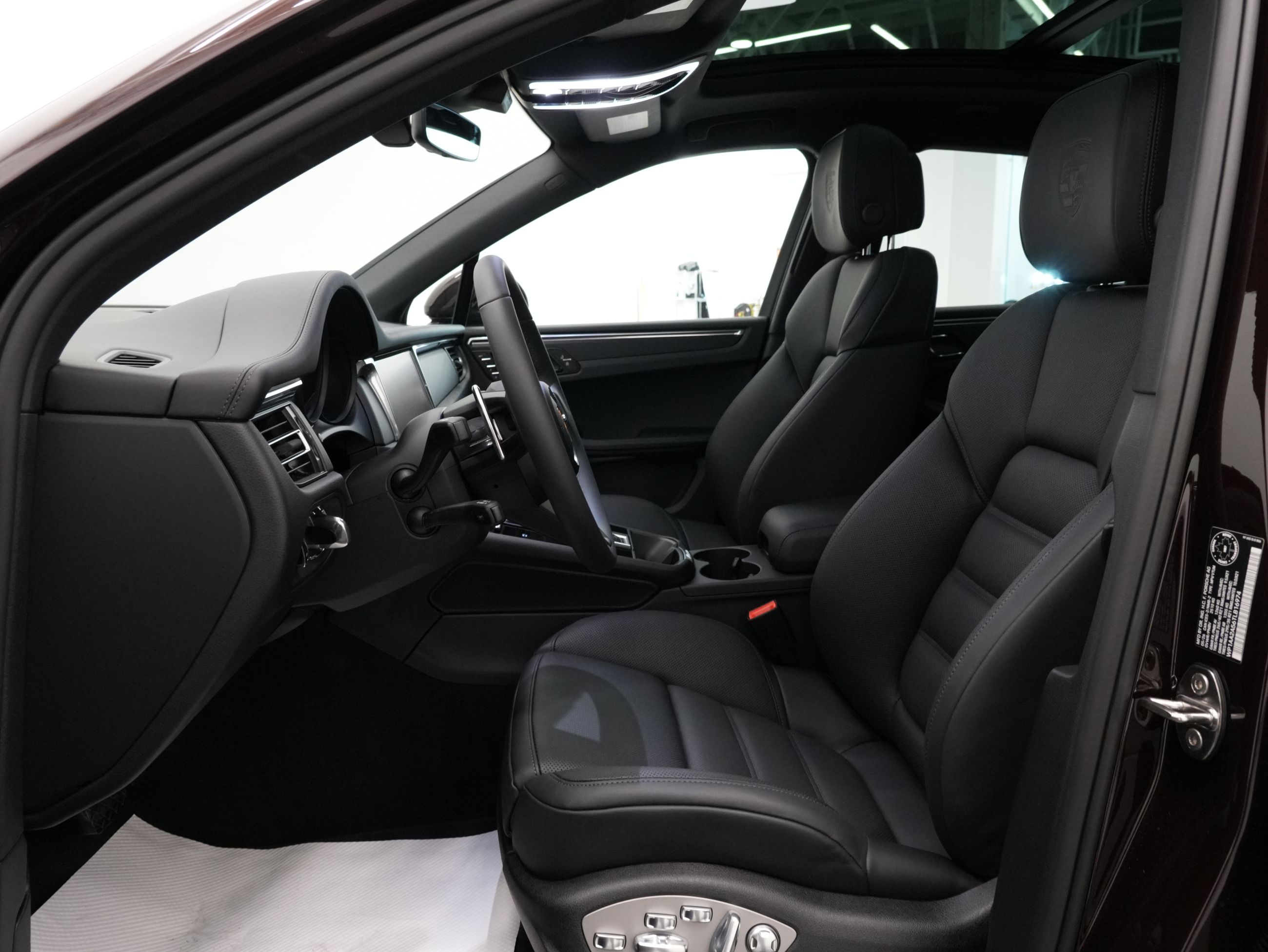 2026 Porsche Macan in Vancouver, British Columbia