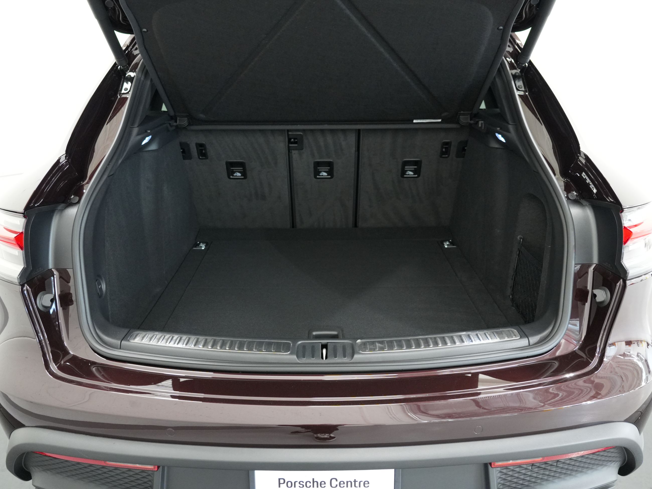 2026 Porsche Macan in Vancouver, British Columbia