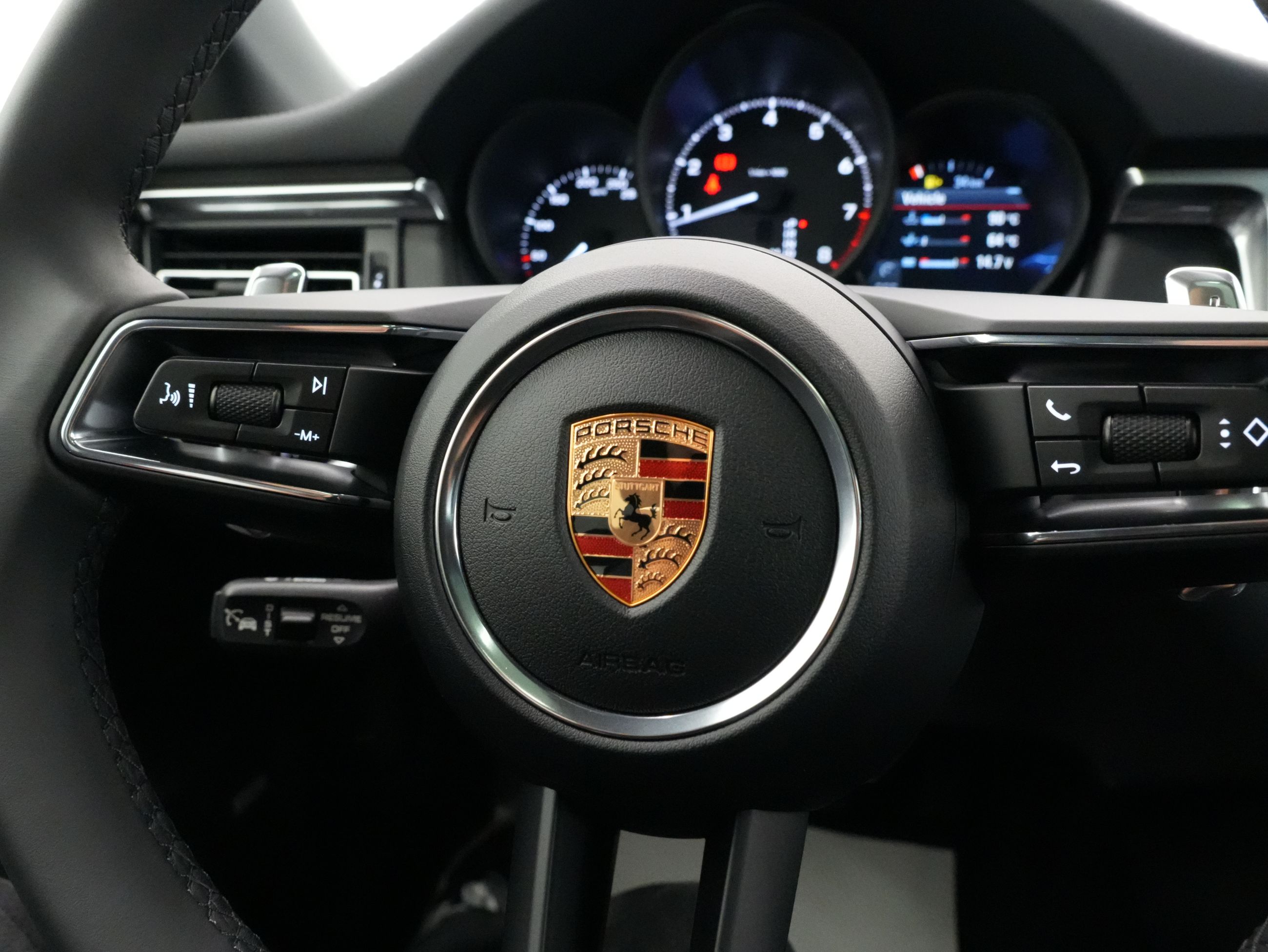 2026 Porsche Macan in Vancouver, British Columbia