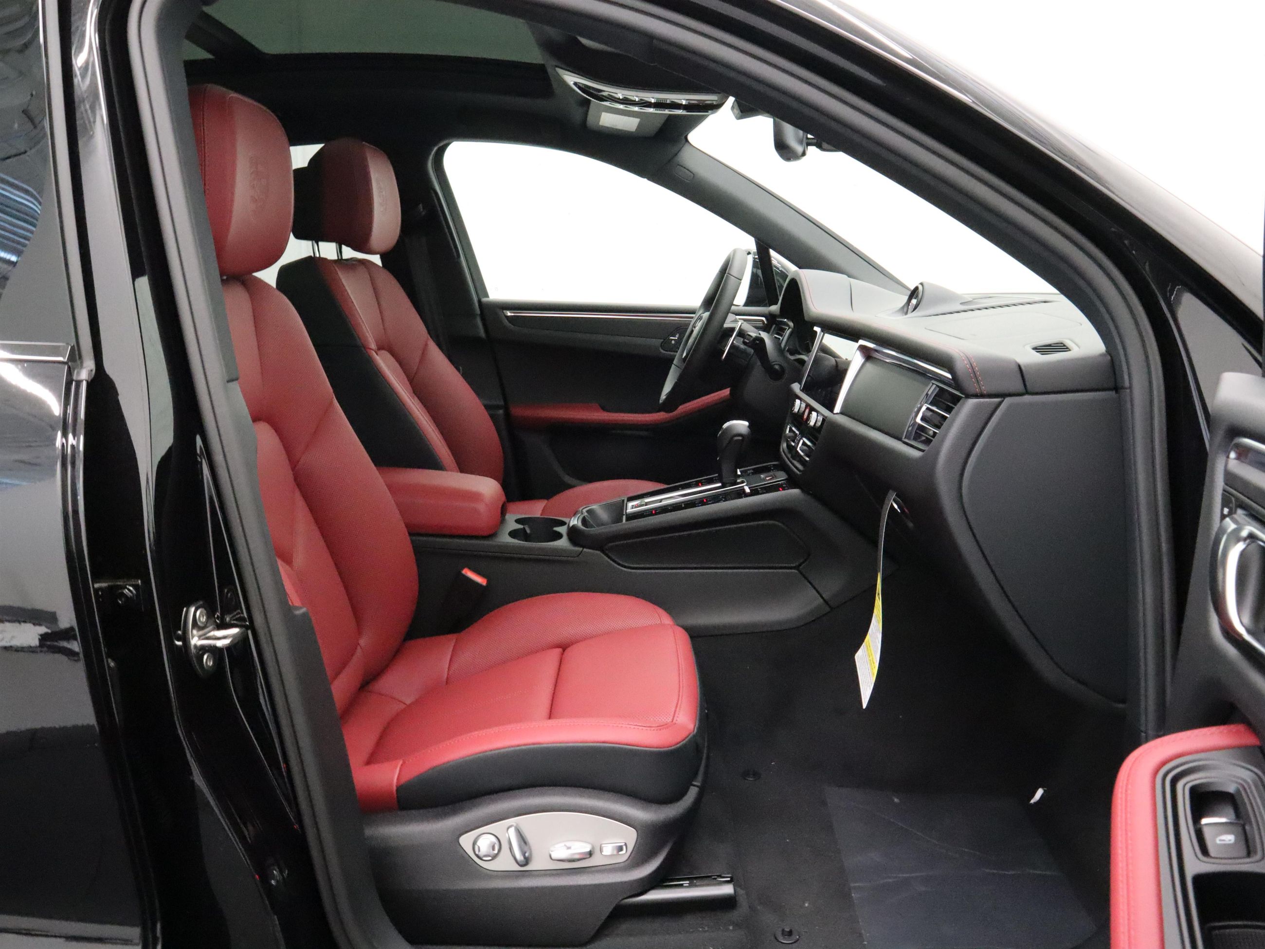 Porsche Macan  2026 à Vancouver, Colombie-Britannique
