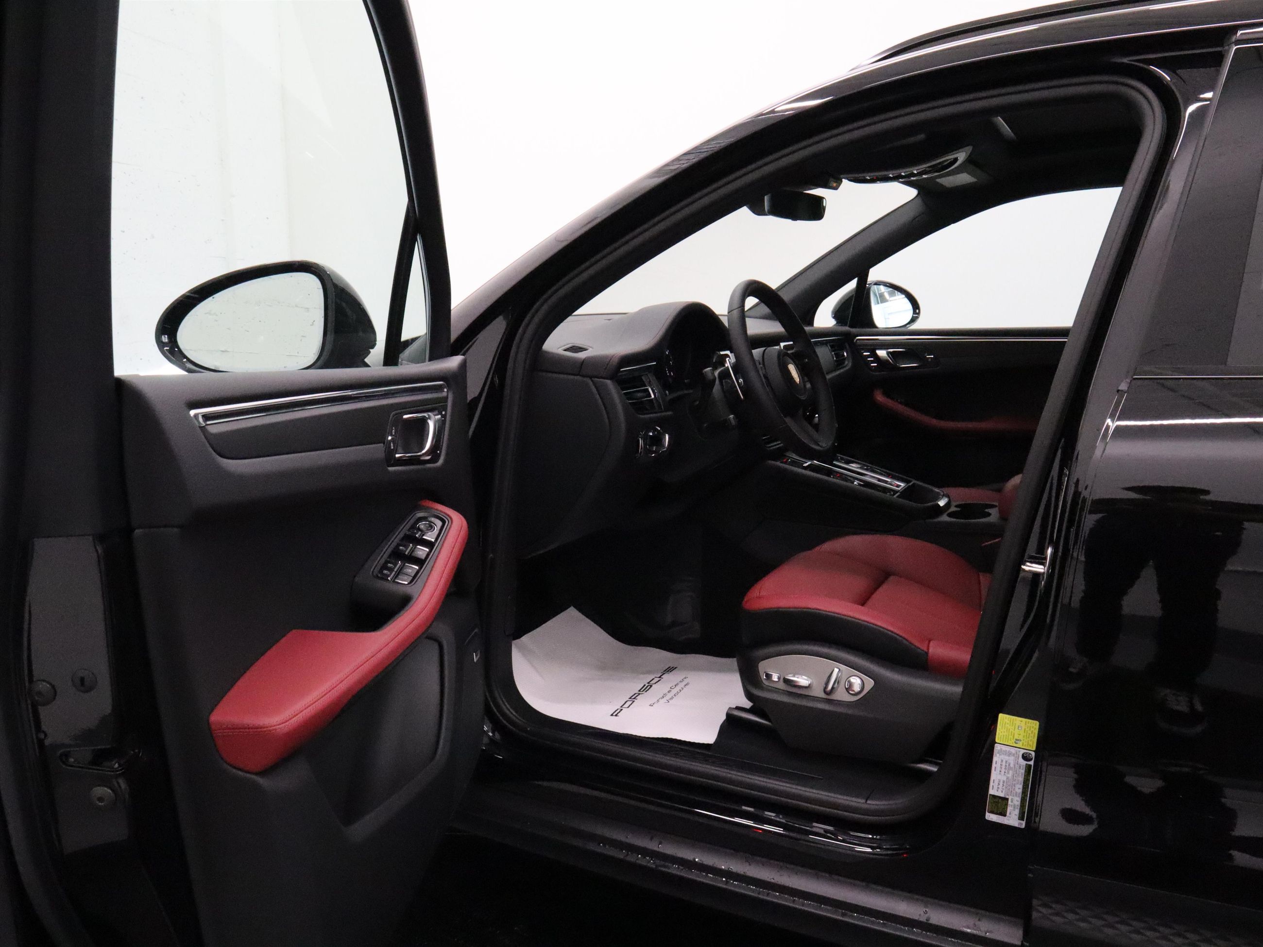 Porsche Macan  2026 à Vancouver, Colombie-Britannique