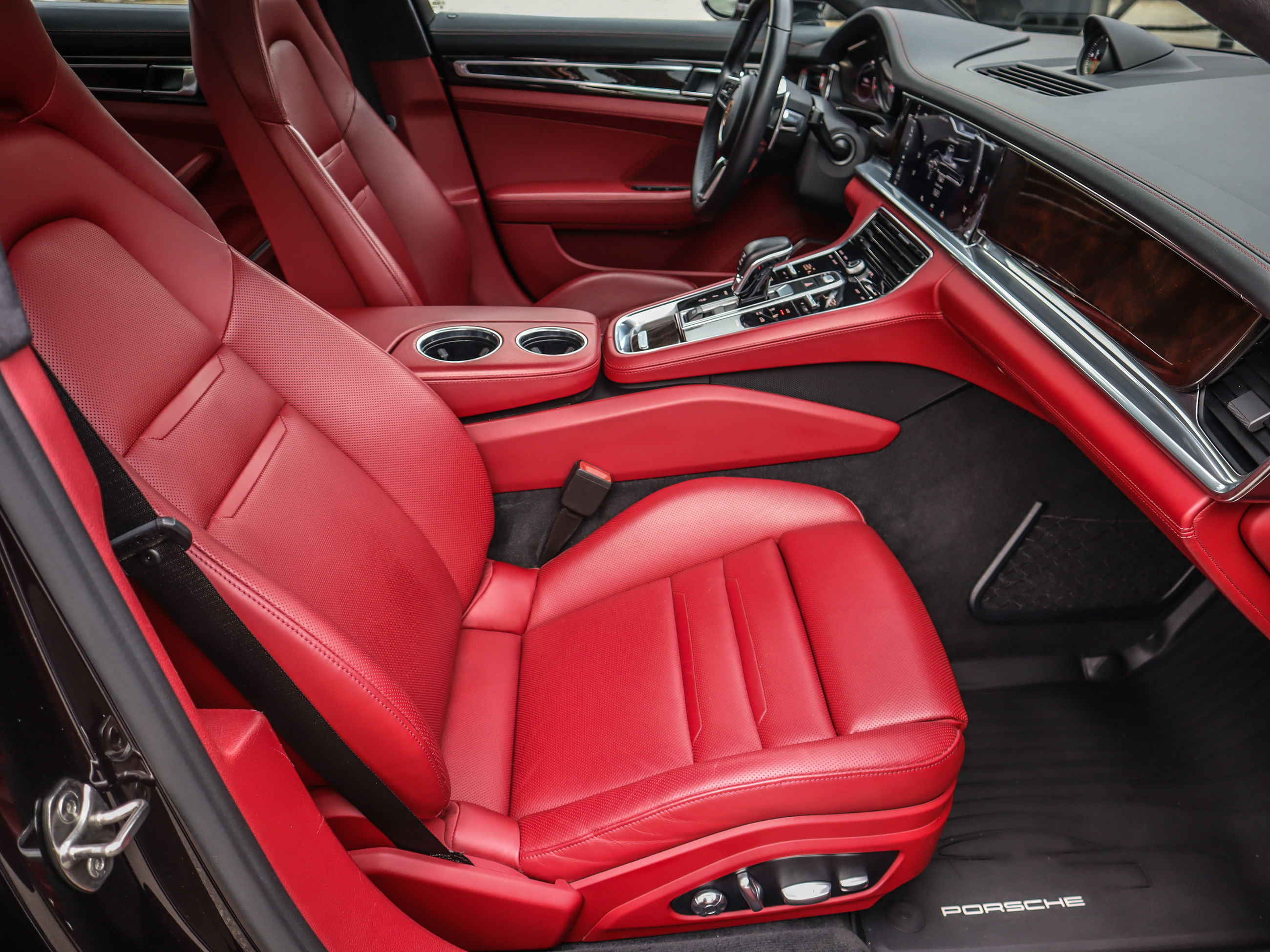 2017 Porsche Panamera in Vancouver, British Columbia