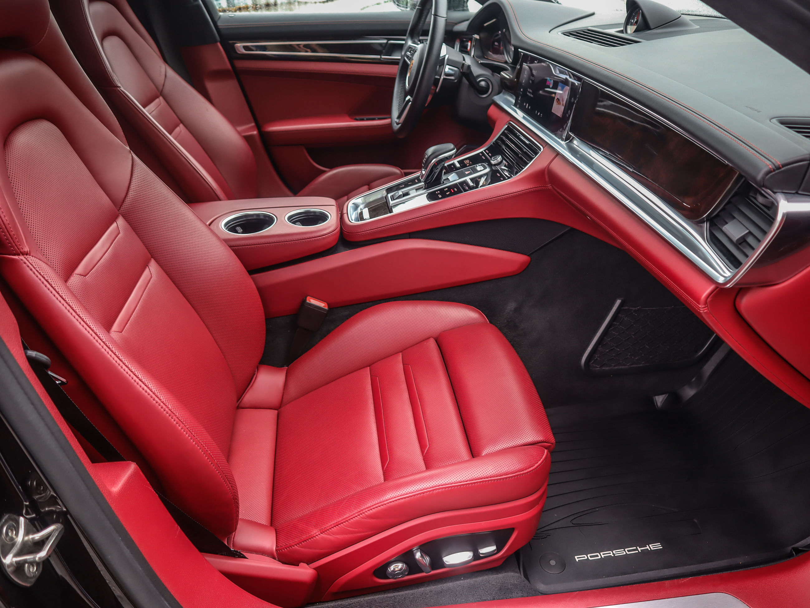 2017 Porsche Panamera in Vancouver, British Columbia