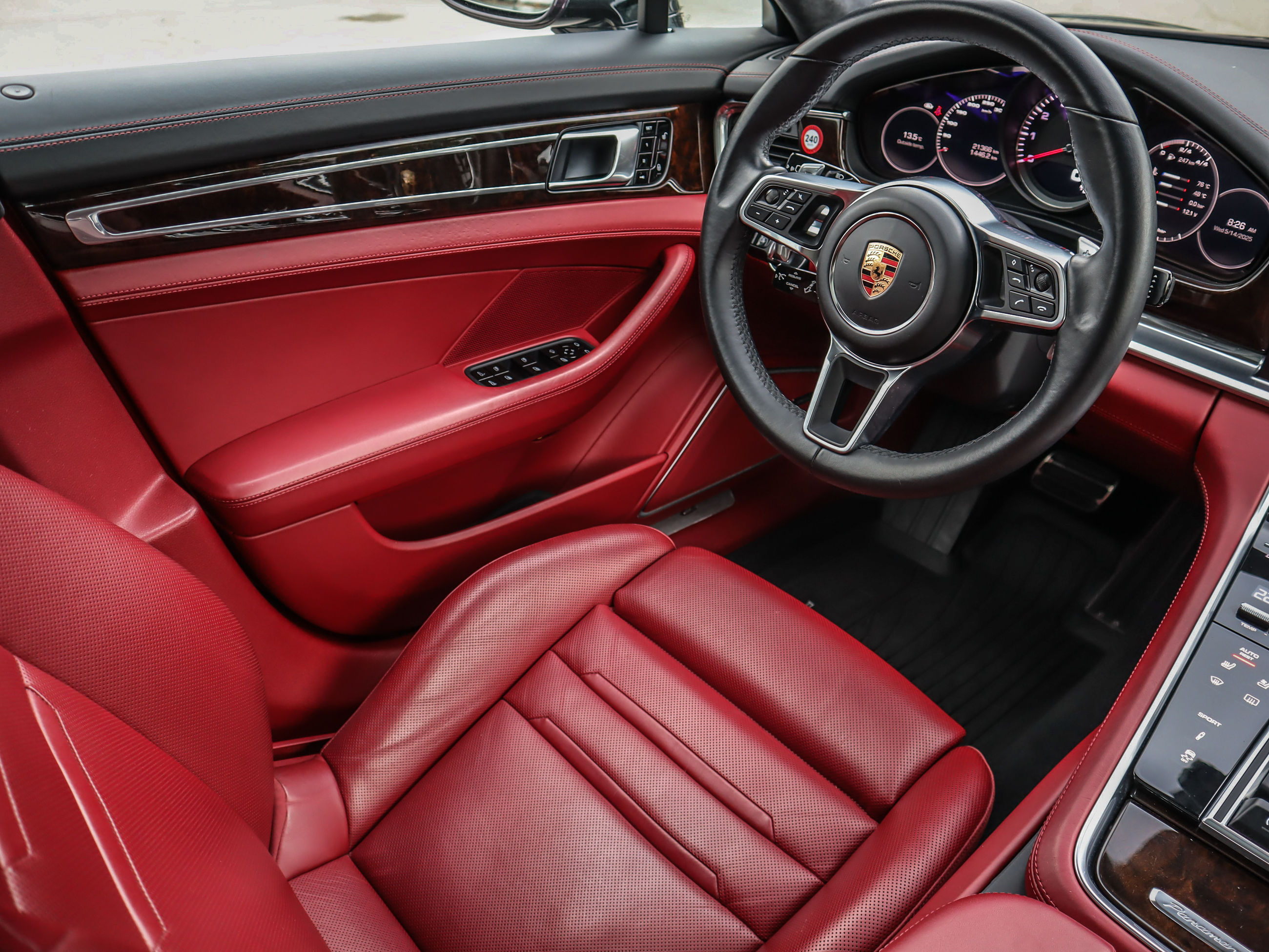 2017 Porsche Panamera in Vancouver, British Columbia