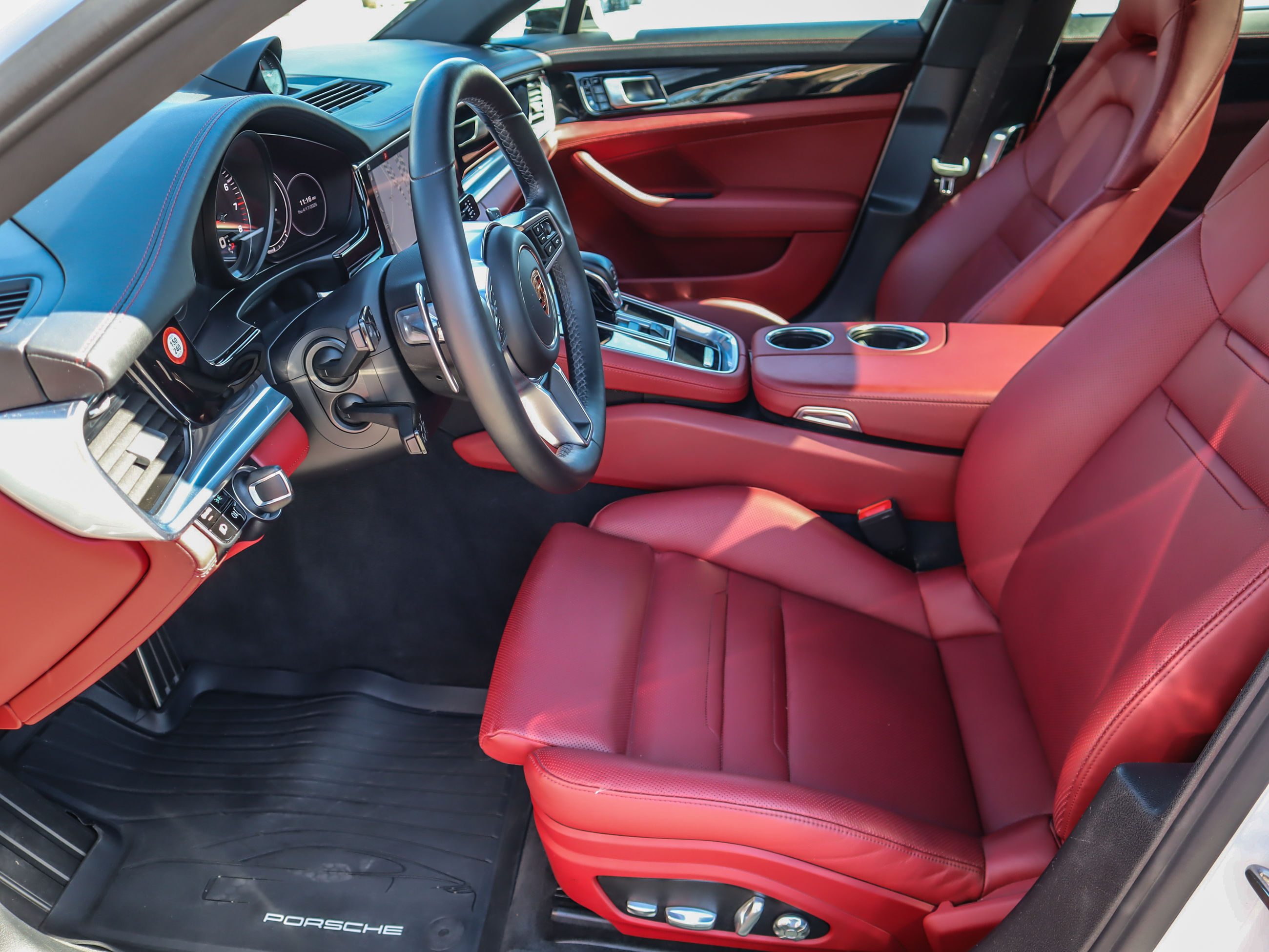2020 Porsche Panamera in Vancouver, British Columbia