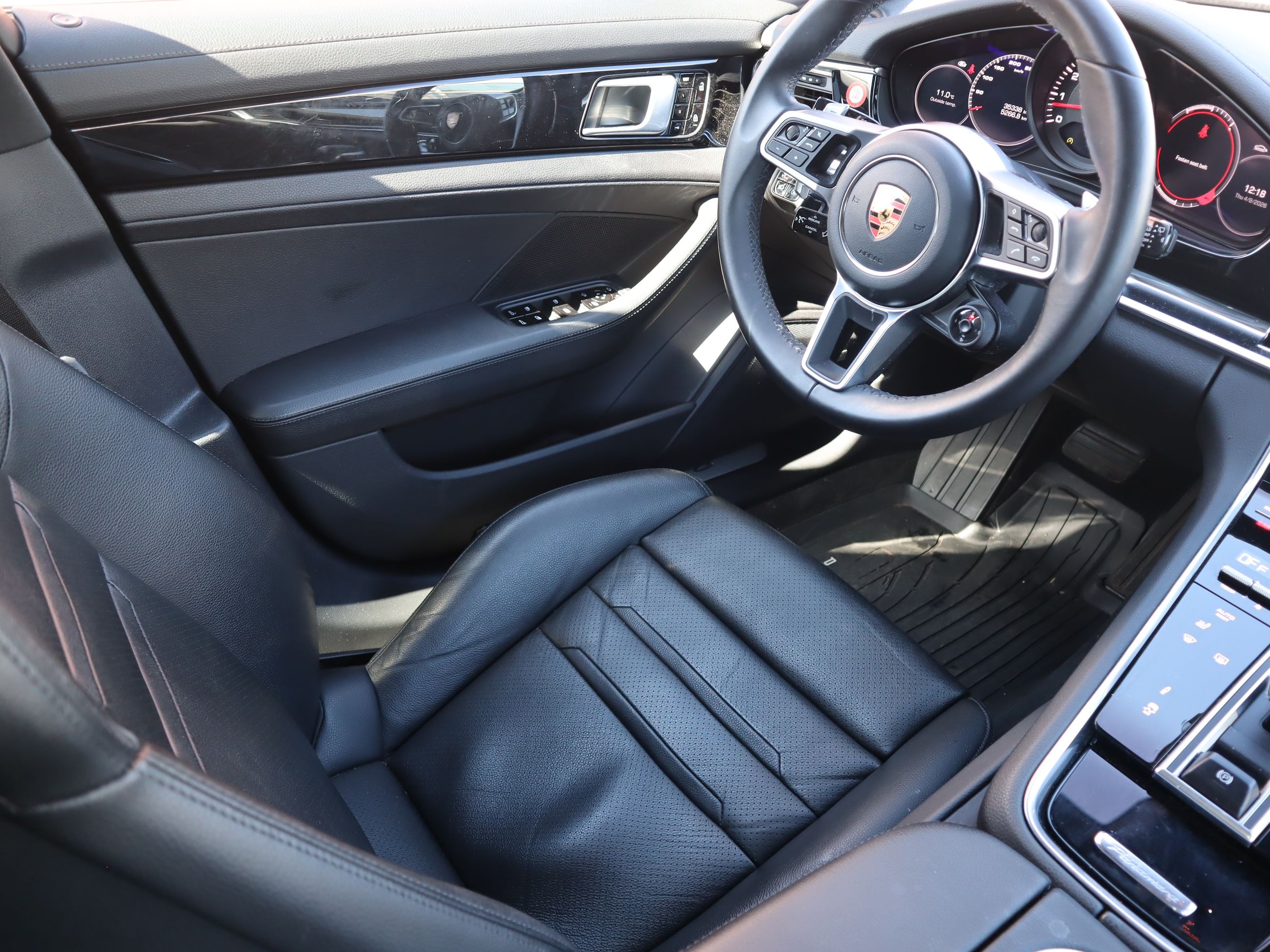 2020 Porsche Panamera in Vancouver, British Columbia