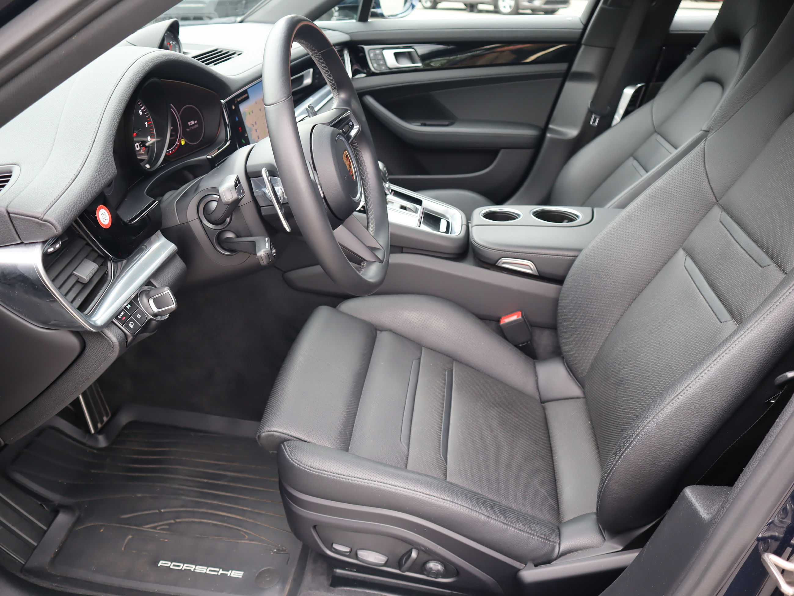 Porsche Panamera  2022 à Vancouver, Colombie-Britannique