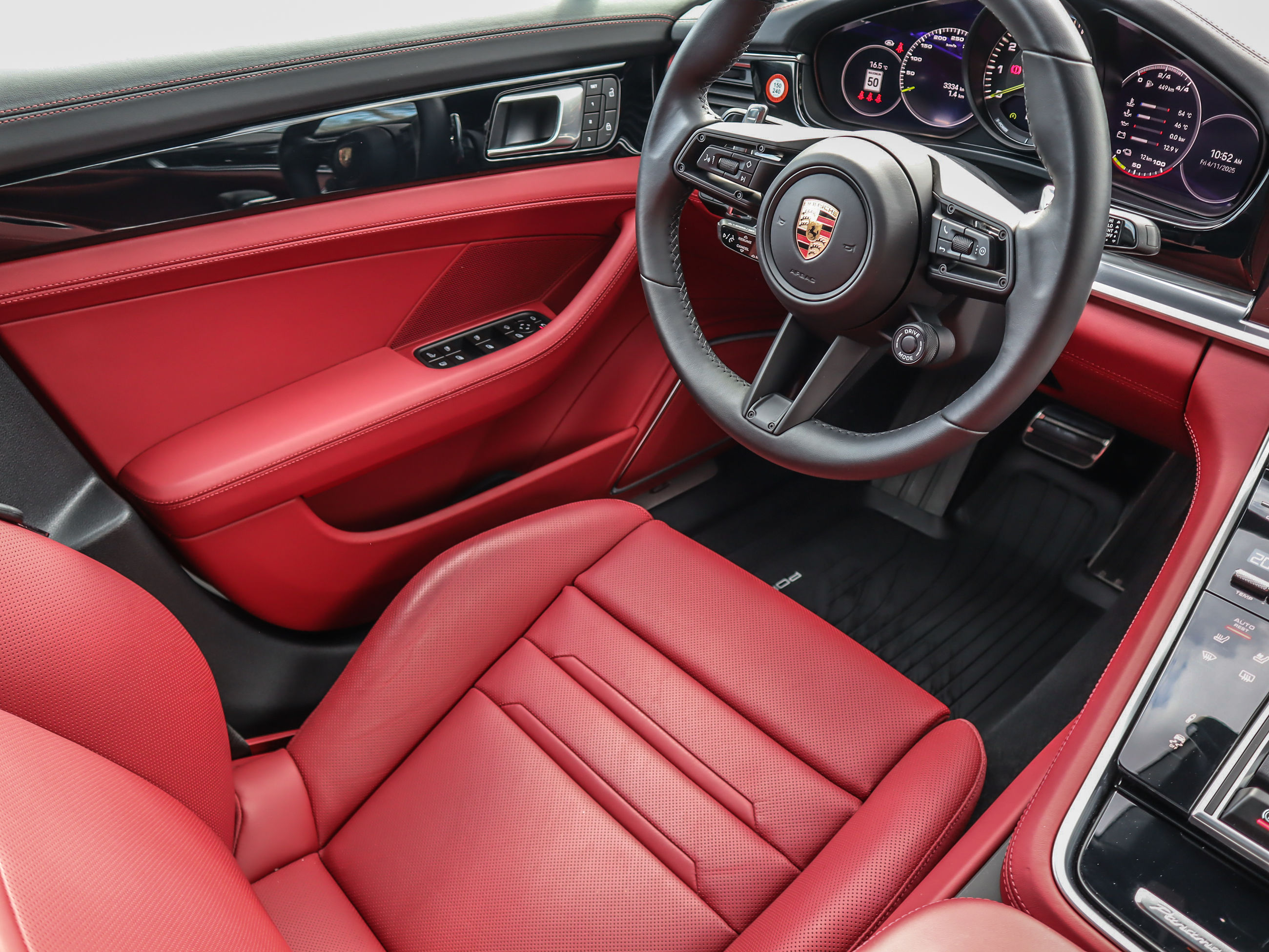 2023 Porsche Panamera in Vancouver, British Columbia