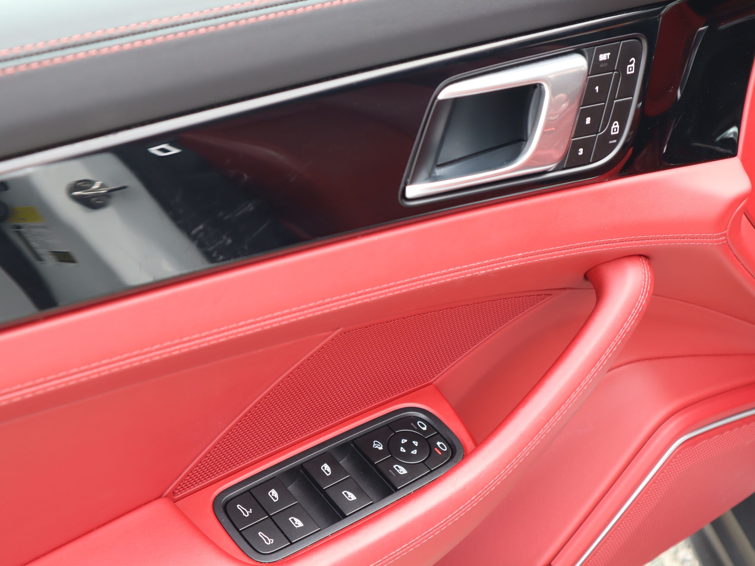 2023 Porsche Panamera in Vancouver, British Columbia