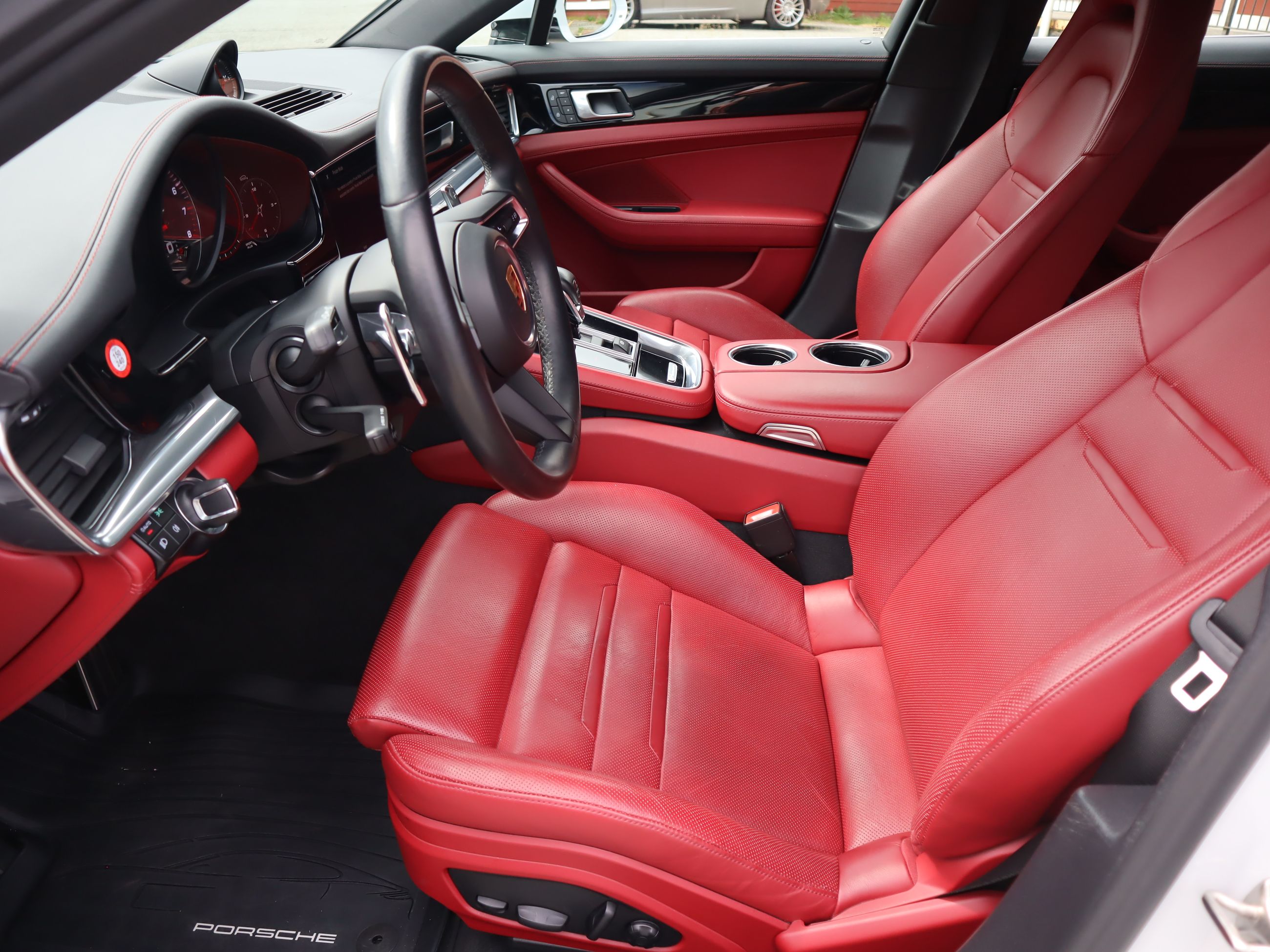 2023 Porsche Panamera in Vancouver, British Columbia