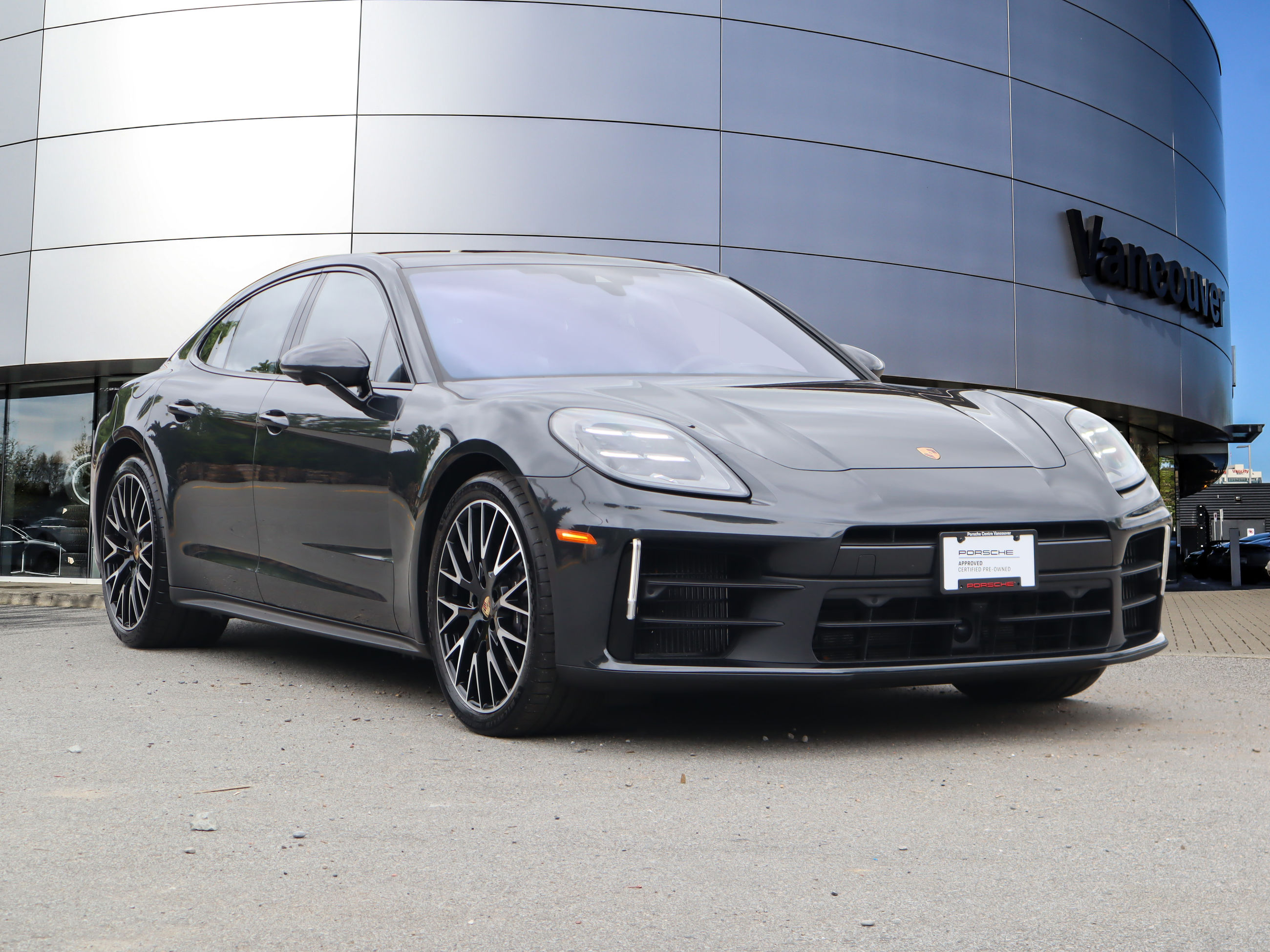 Porsche Panamera  2024 à Vancouver, Colombie-Britannique