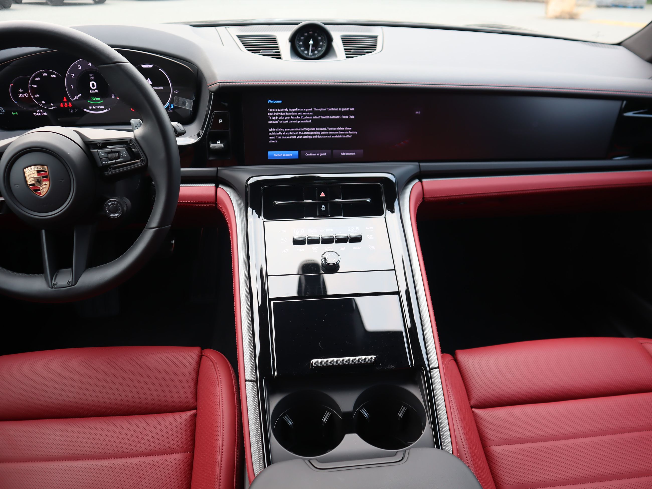 Porsche Panamera  2025 à Vancouver, Colombie-Britannique