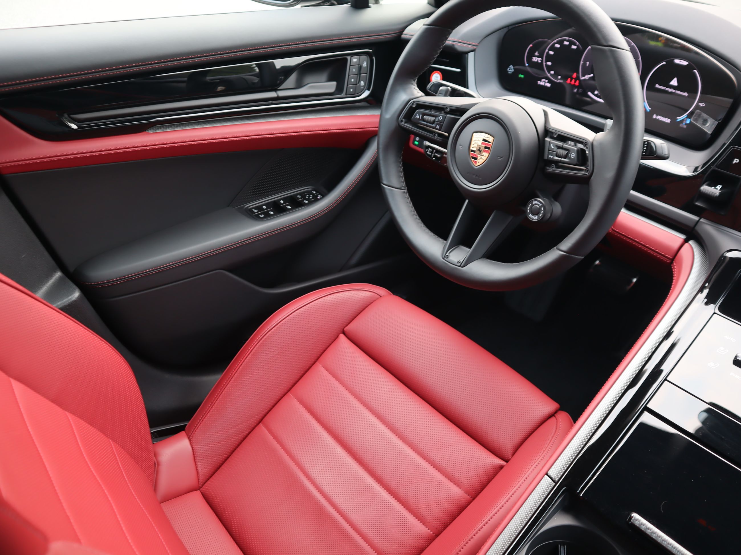 Porsche Panamera  2025 à Vancouver, Colombie-Britannique