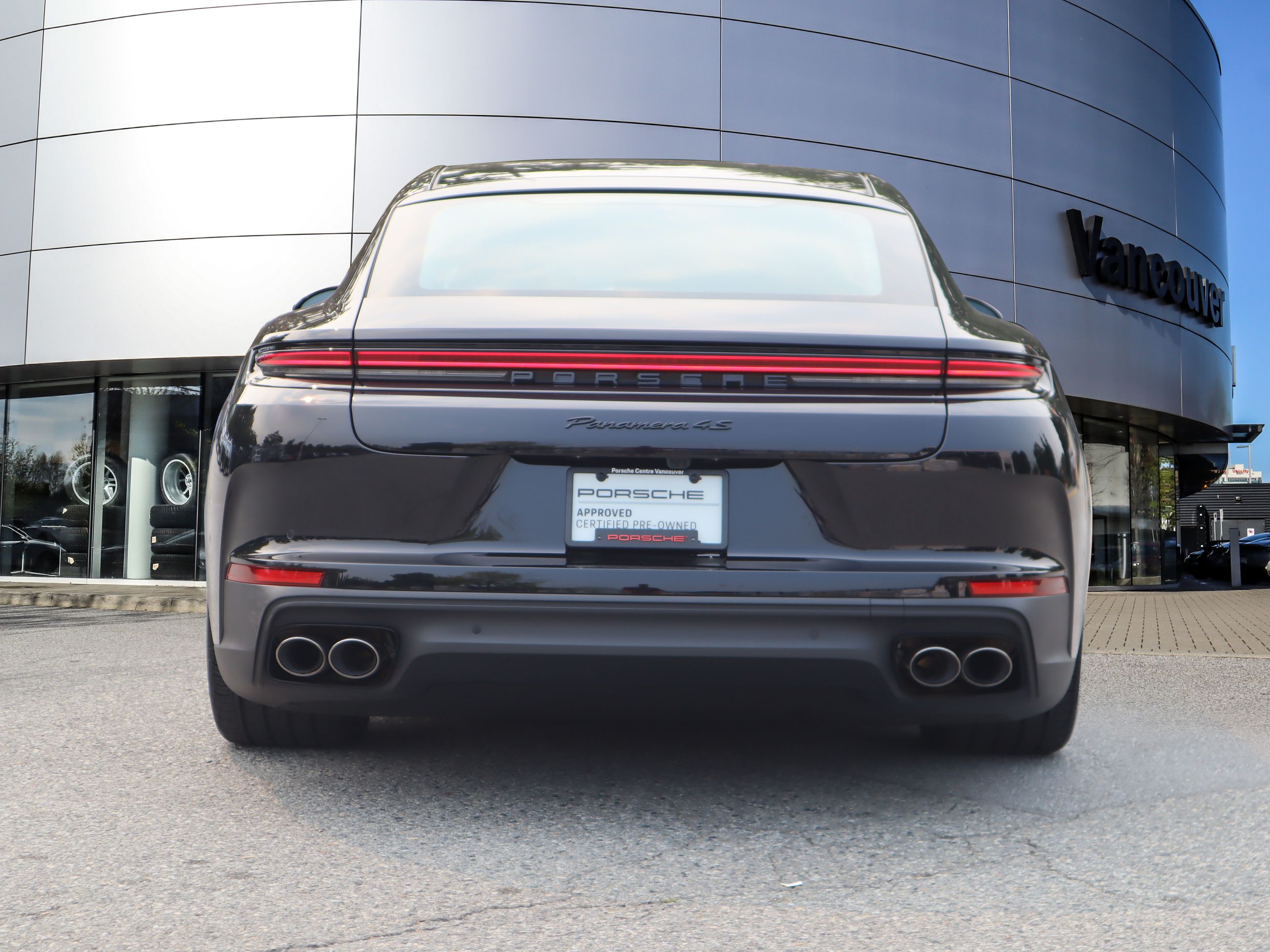 Porsche Panamera  2025 à Vancouver, Colombie-Britannique