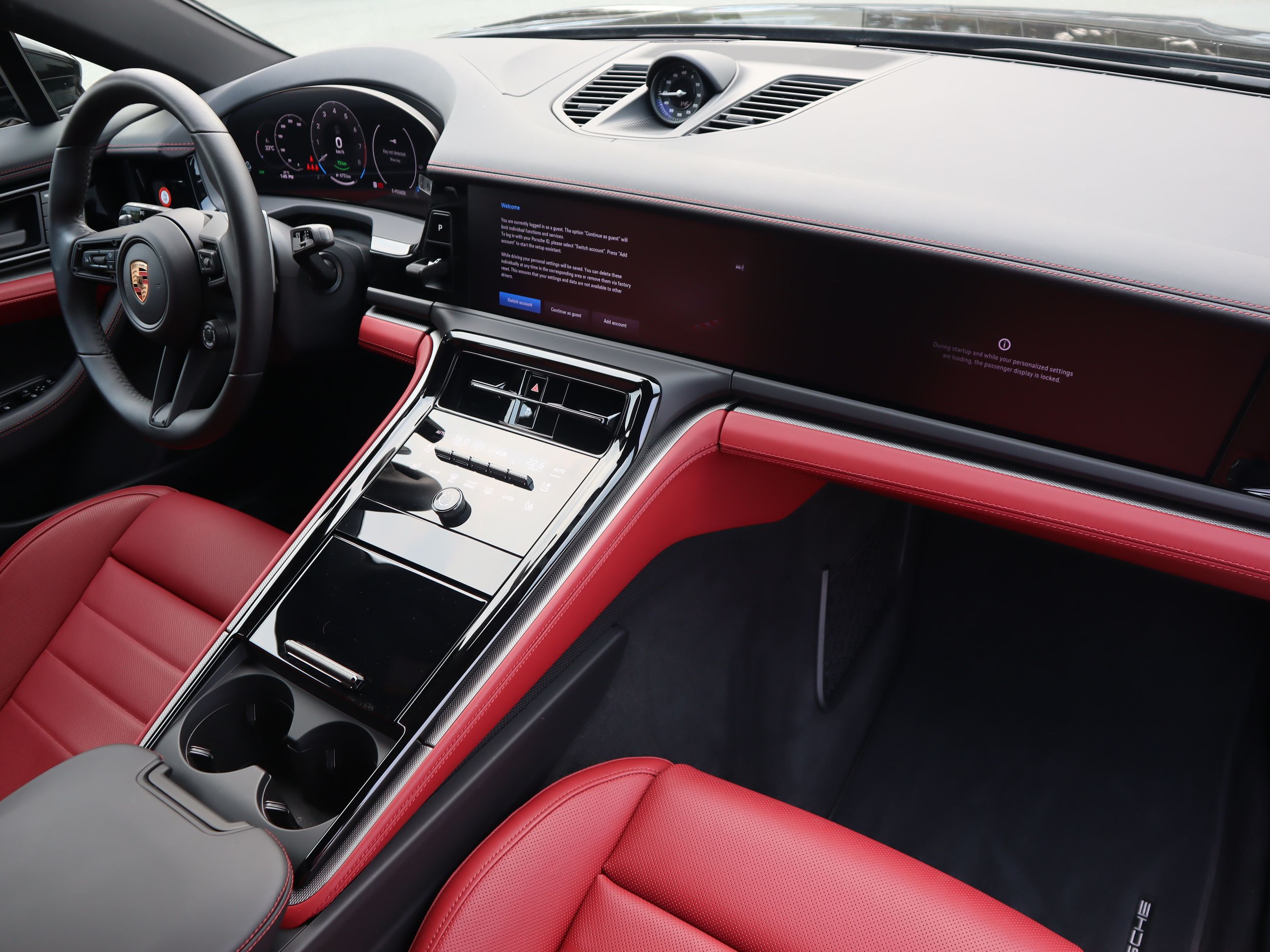 Porsche Panamera  2025 à Vancouver, Colombie-Britannique