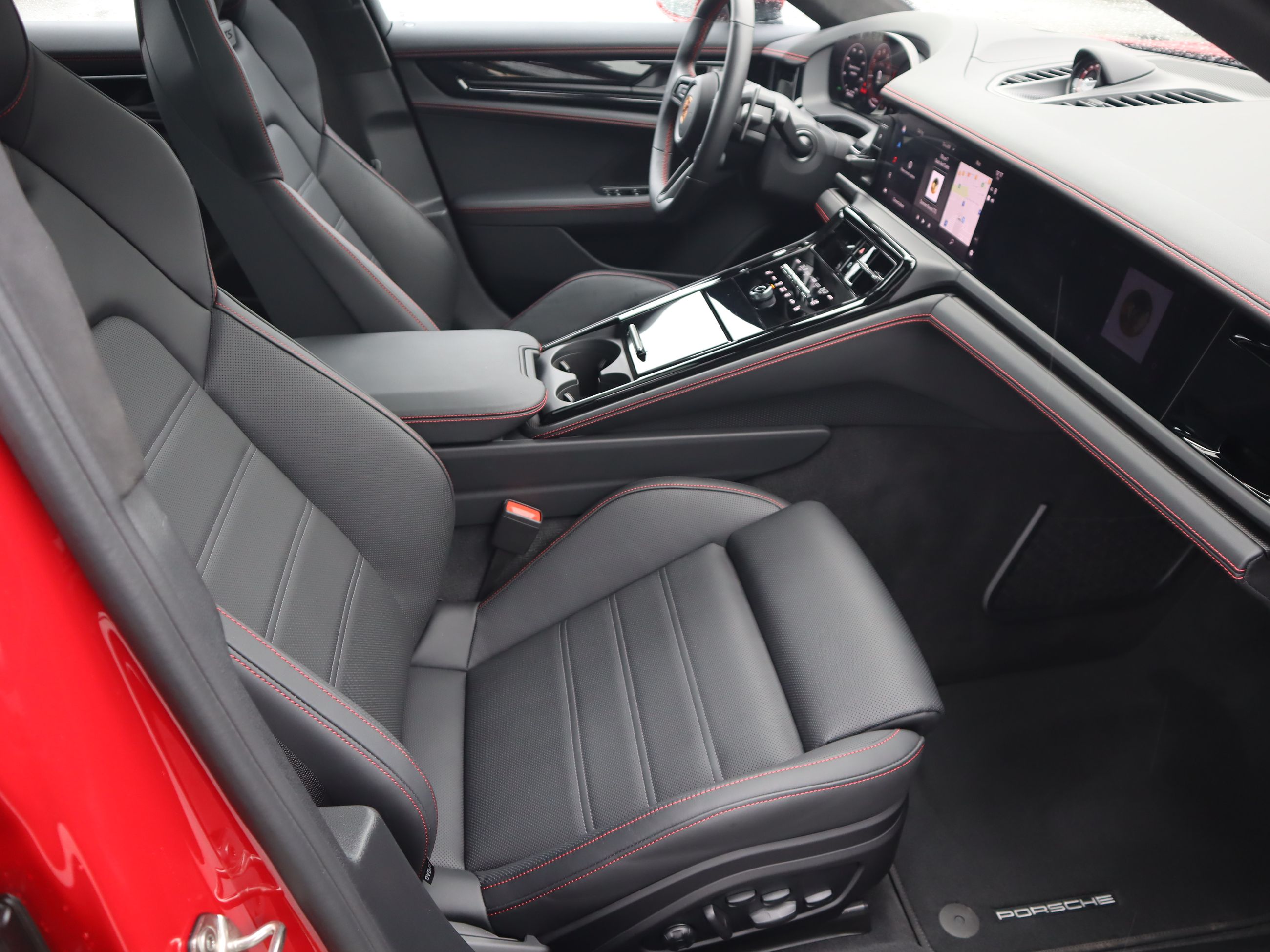 Porsche Panamera  2025 à Vancouver, Colombie-Britannique