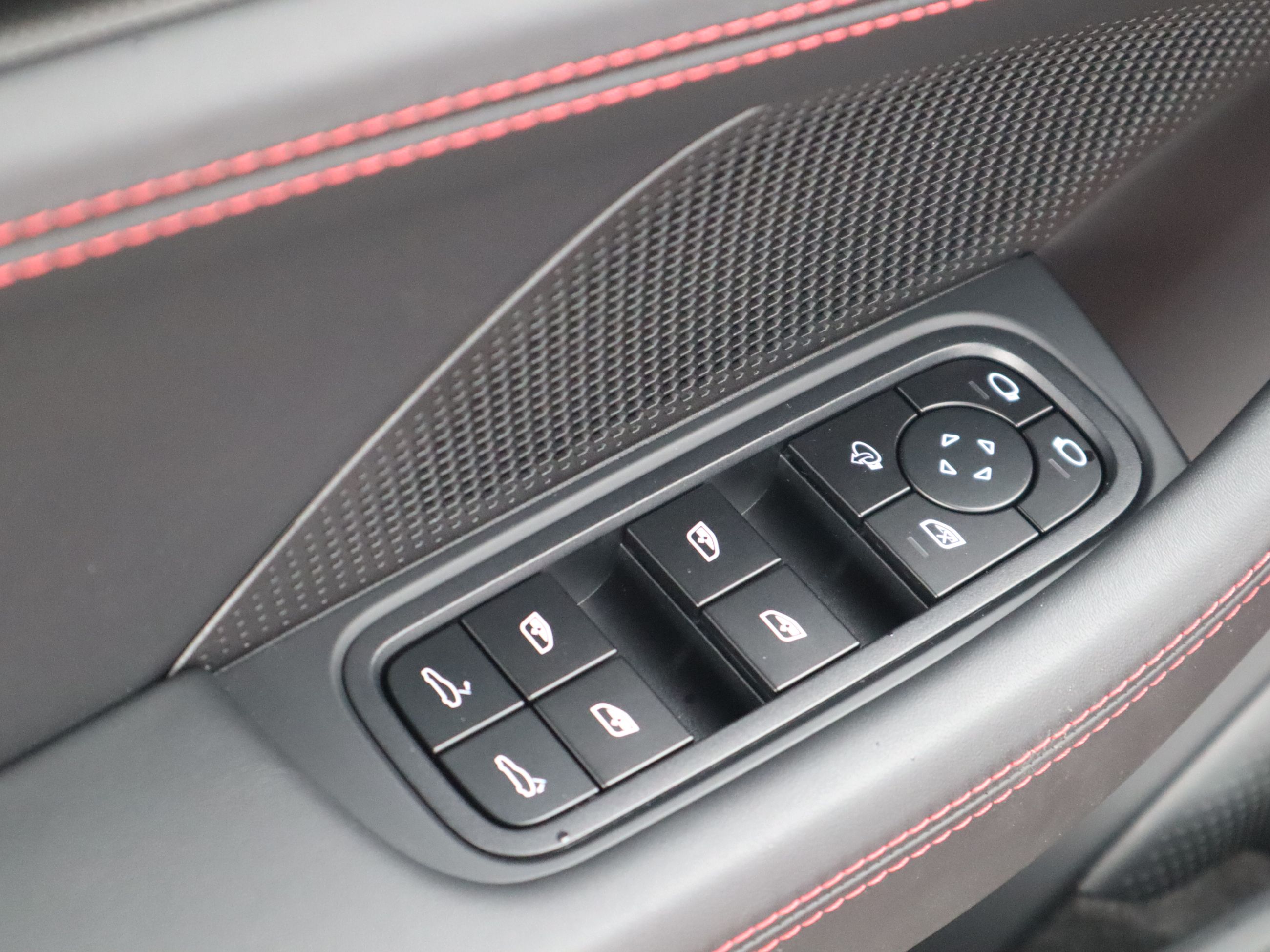 Porsche Panamera  2025 à Vancouver, Colombie-Britannique