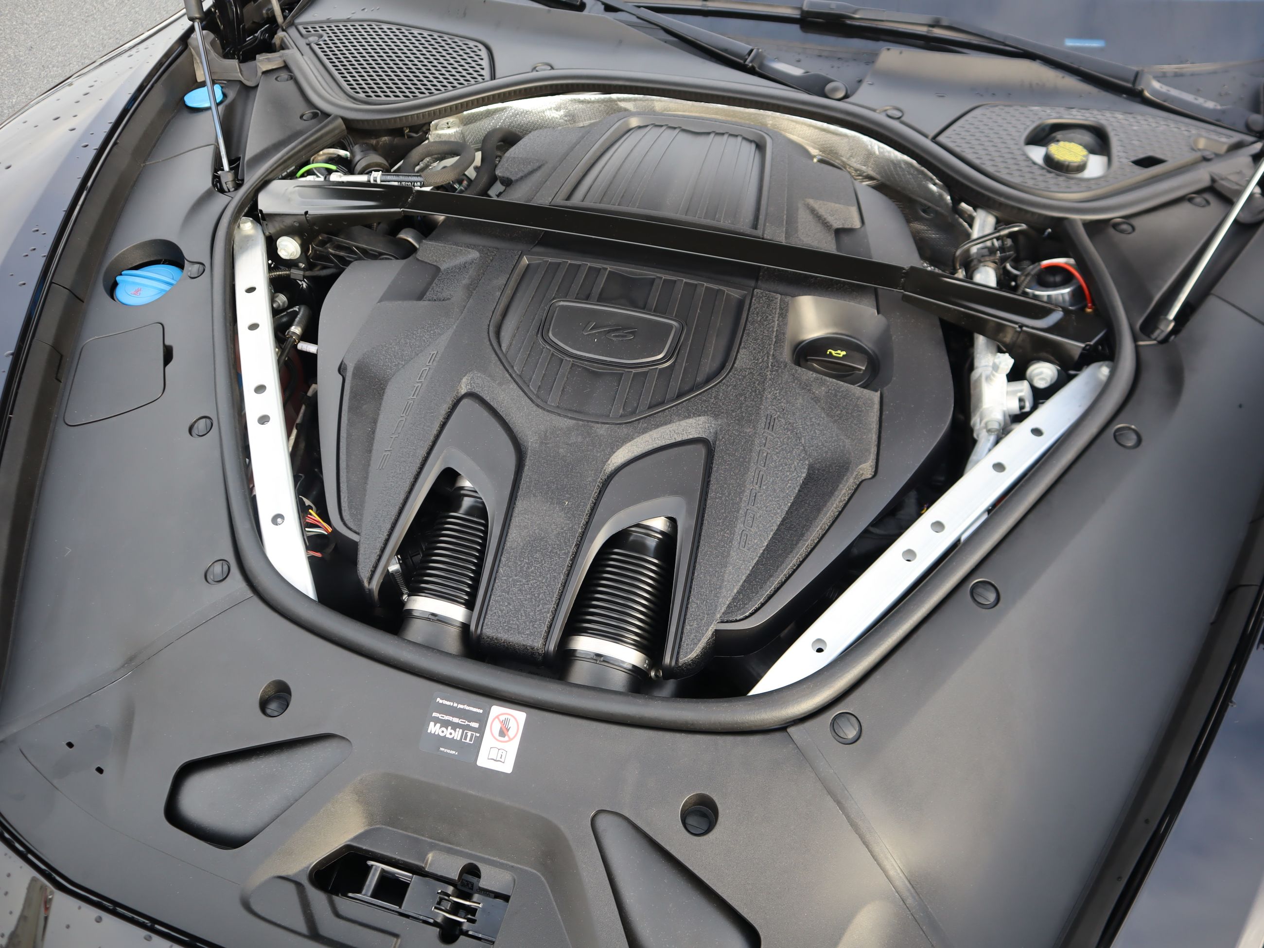 2025 Porsche Panamera in Vancouver, British Columbia