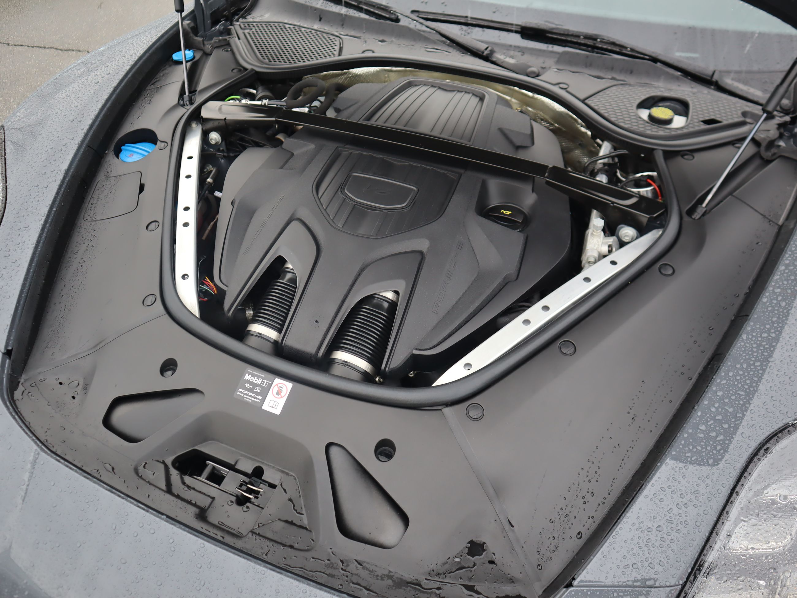 Porsche Panamera  2025 à Vancouver, Colombie-Britannique