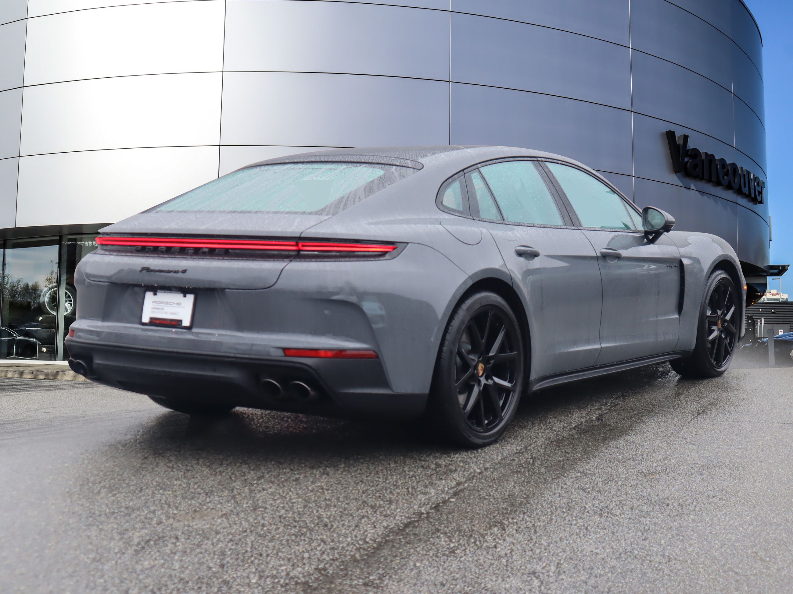 Porsche Panamera  2025 à Vancouver, Colombie-Britannique