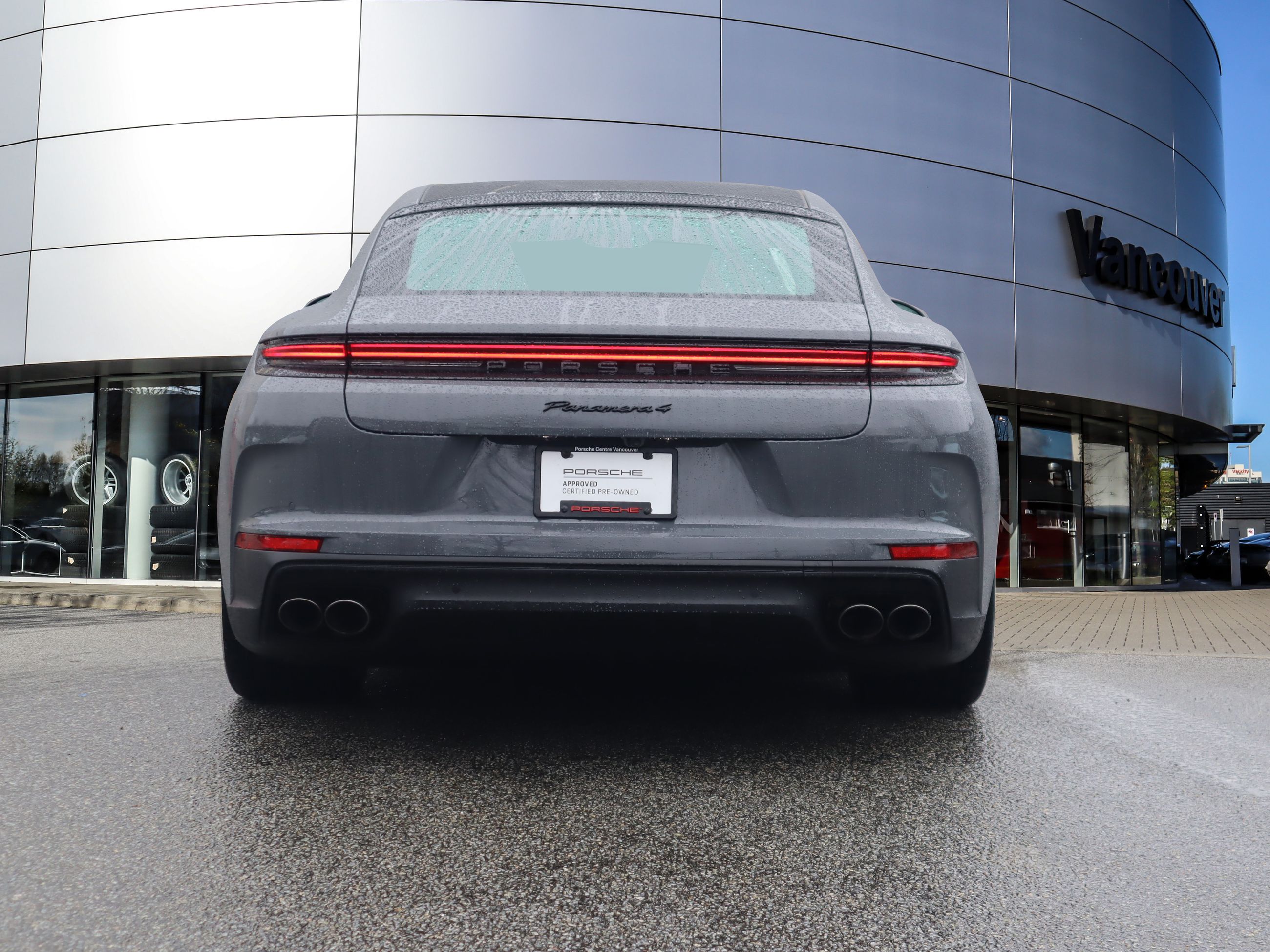 Porsche Panamera  2025 à Vancouver, Colombie-Britannique
