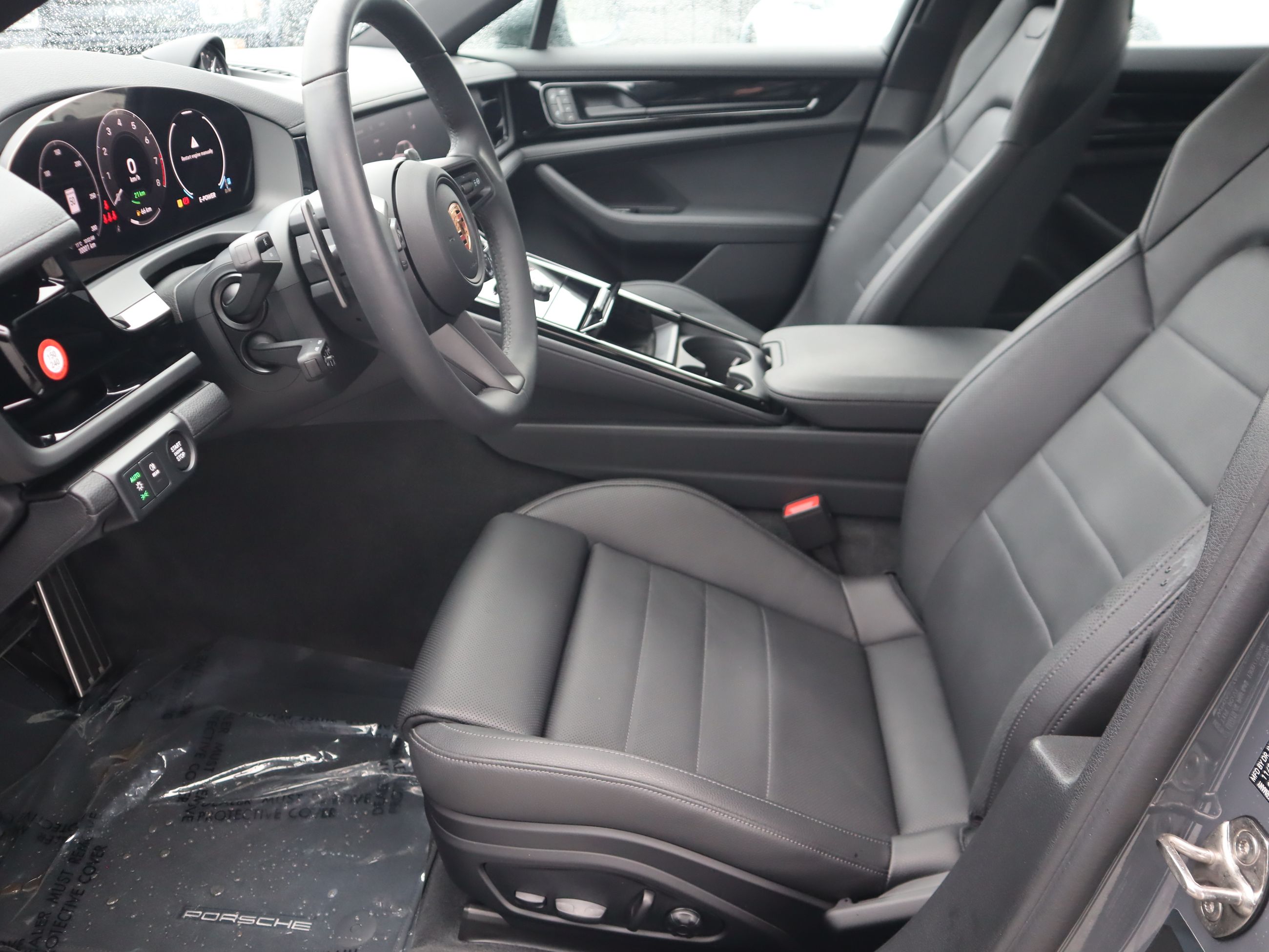 Porsche Panamera  2025 à Vancouver, Colombie-Britannique