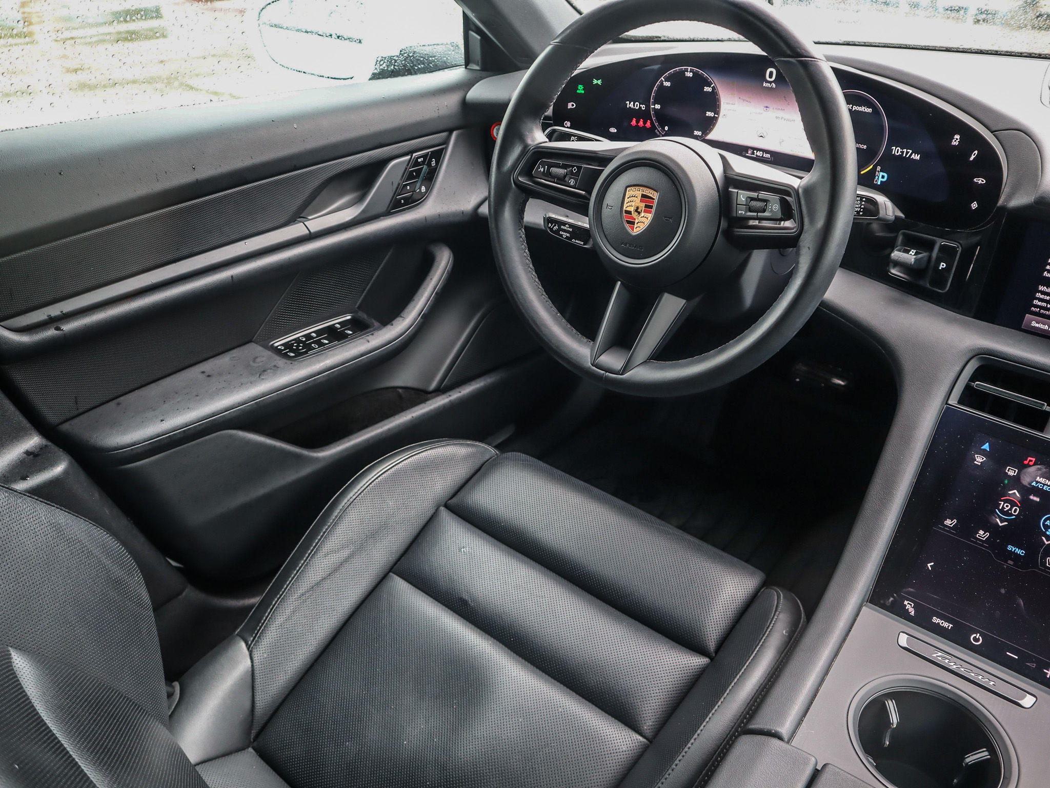 Porsche Taycan  2020 à Vancouver, Colombie-Britannique