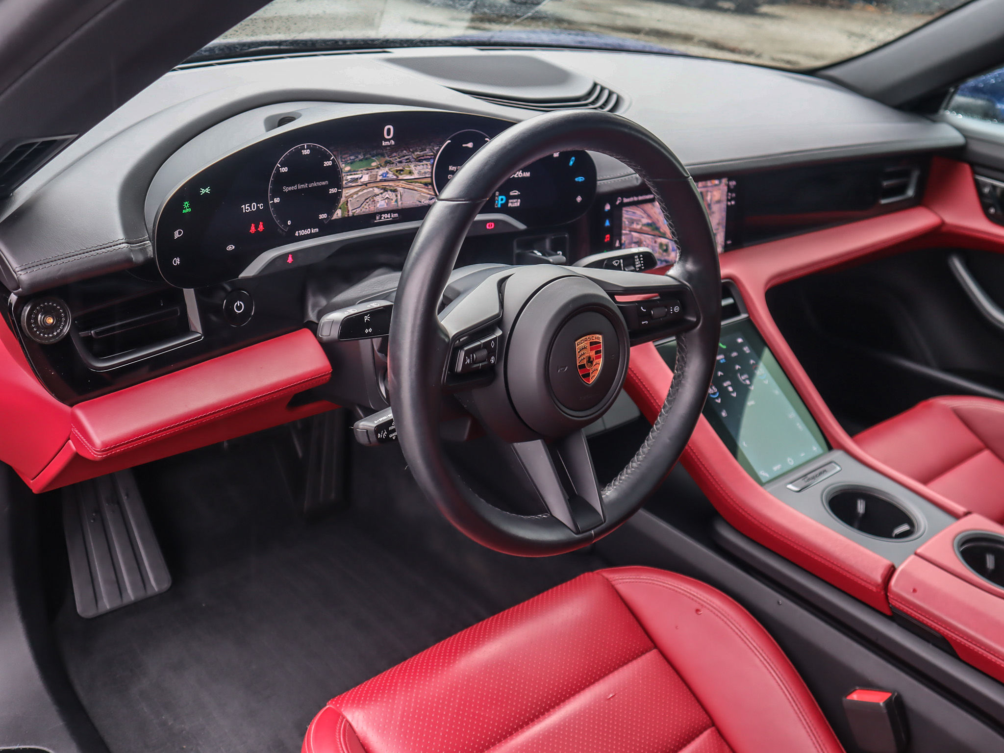Porsche Taycan  2020 à Vancouver, Colombie-Britannique