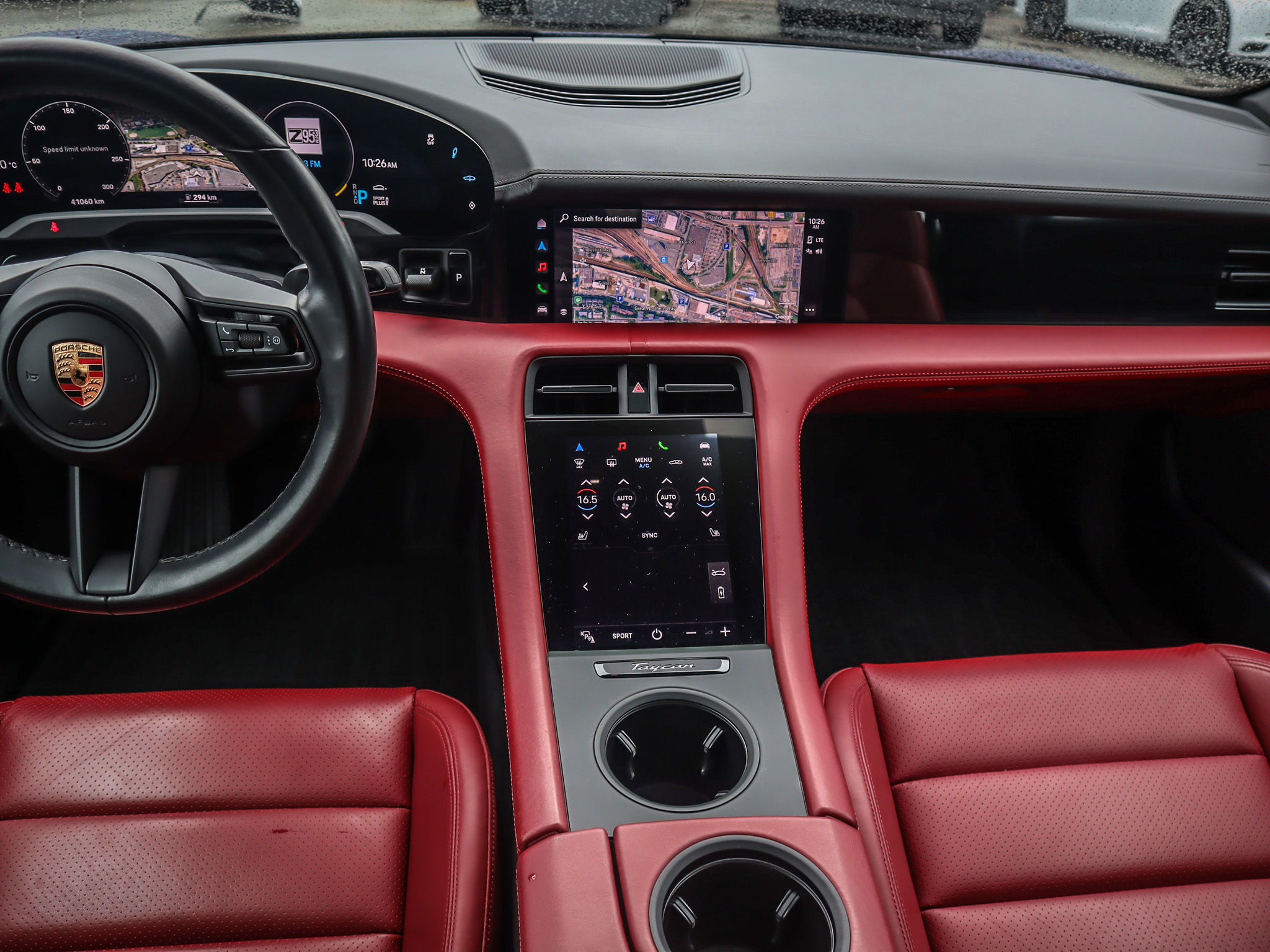 Porsche Taycan  2020 à Vancouver, Colombie-Britannique