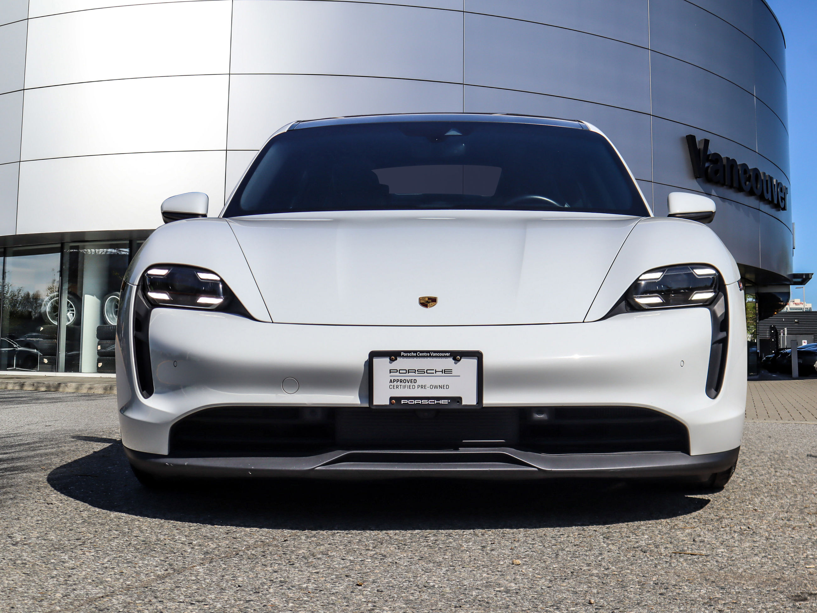 Porsche Taycan  2020 à Vancouver, Colombie-Britannique