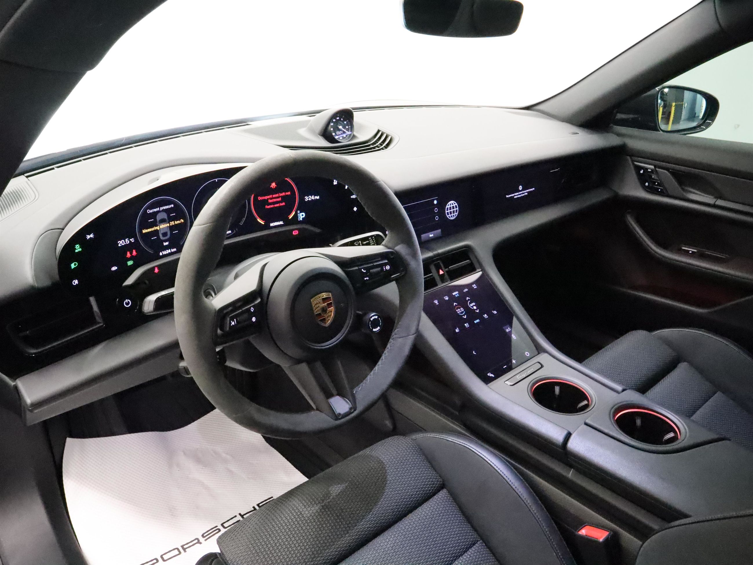 Porsche Taycan  2020 à Vancouver, Colombie-Britannique