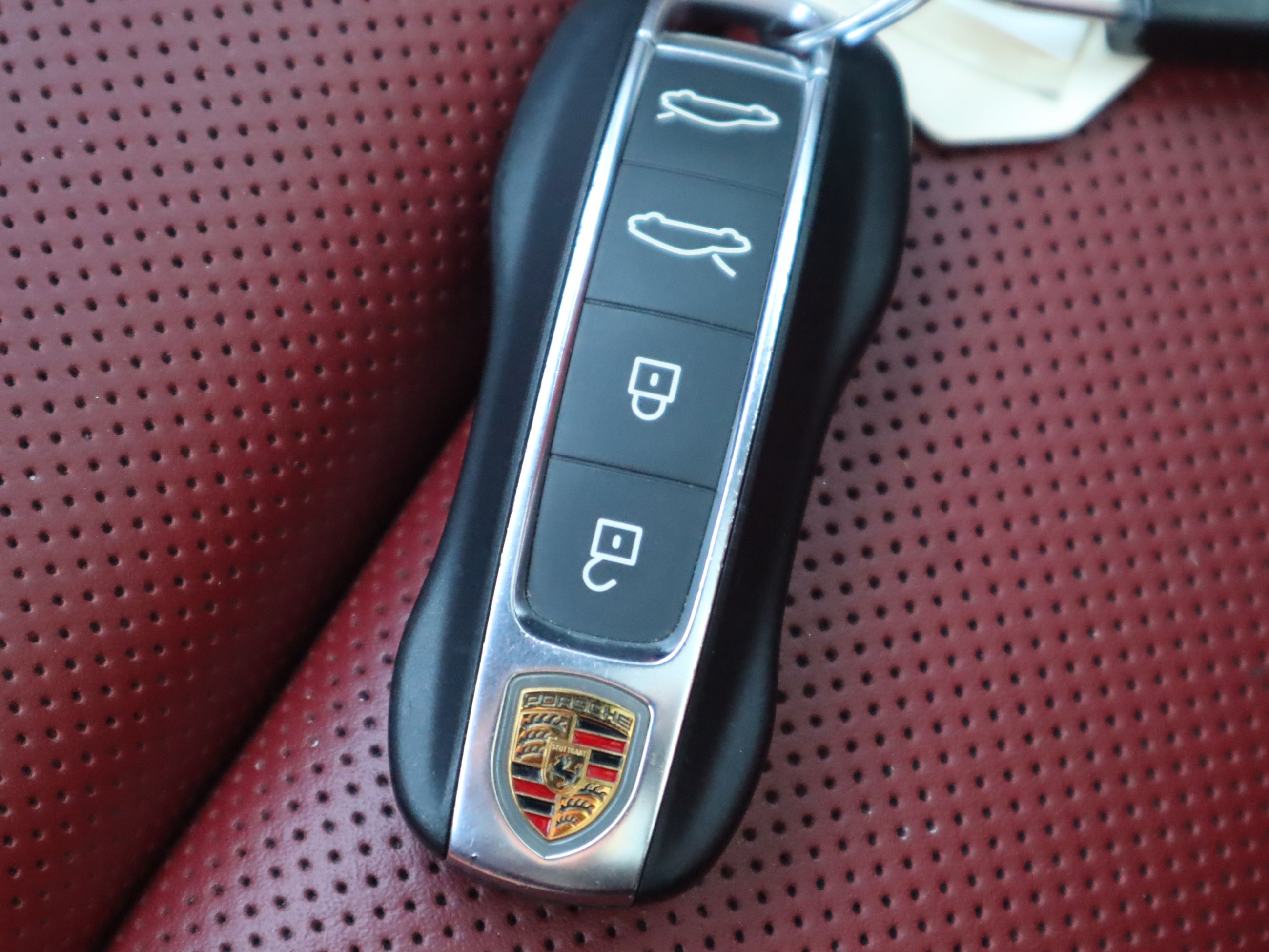 Porsche Taycan  2021 à Vancouver, Colombie-Britannique