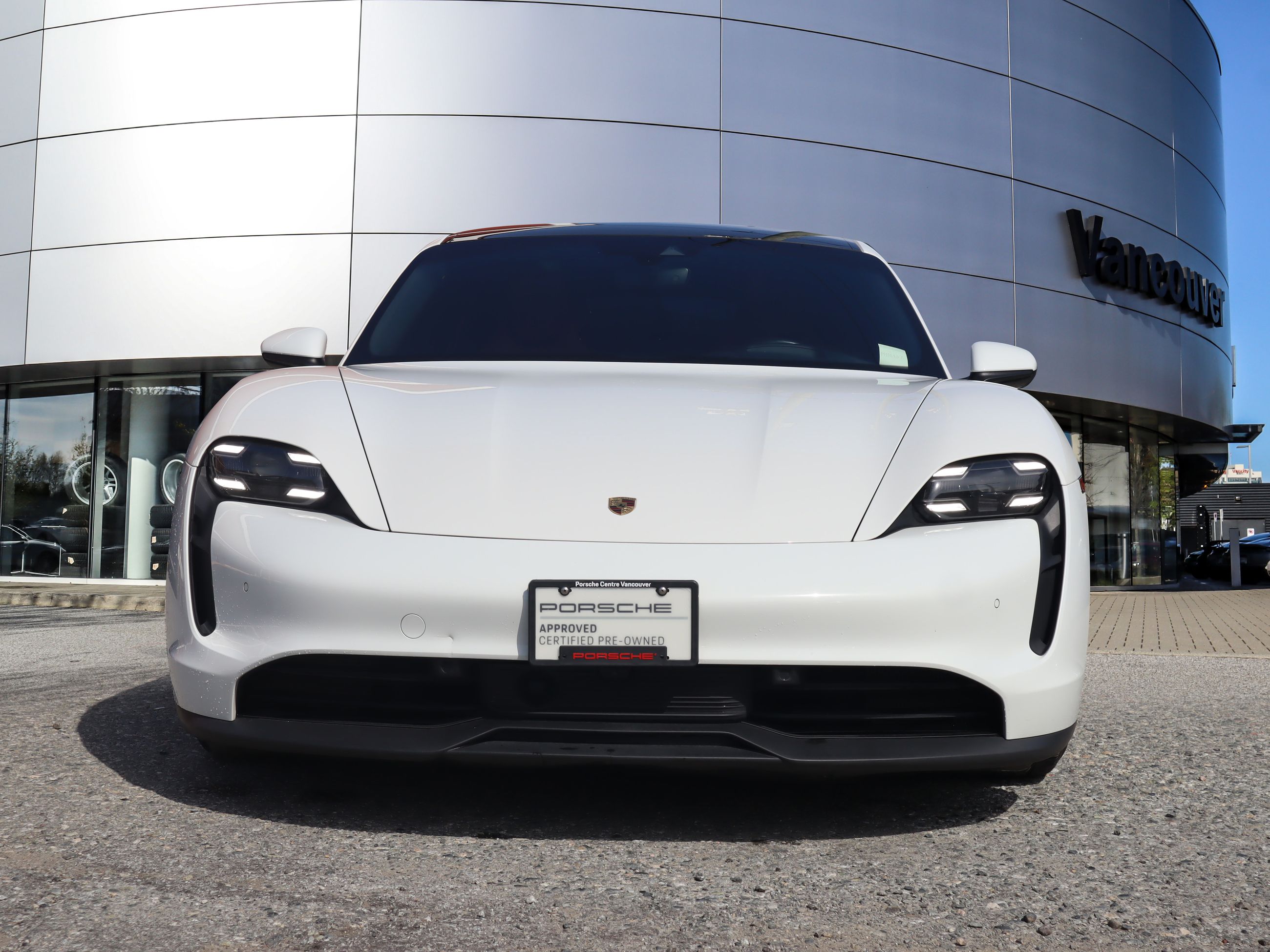 Porsche Taycan  2021 à Vancouver, Colombie-Britannique