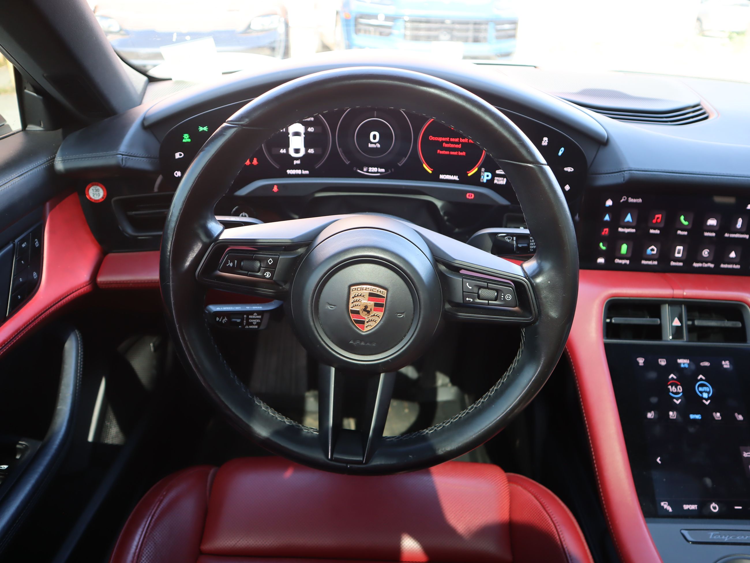 Porsche Taycan  2021 à Vancouver, Colombie-Britannique