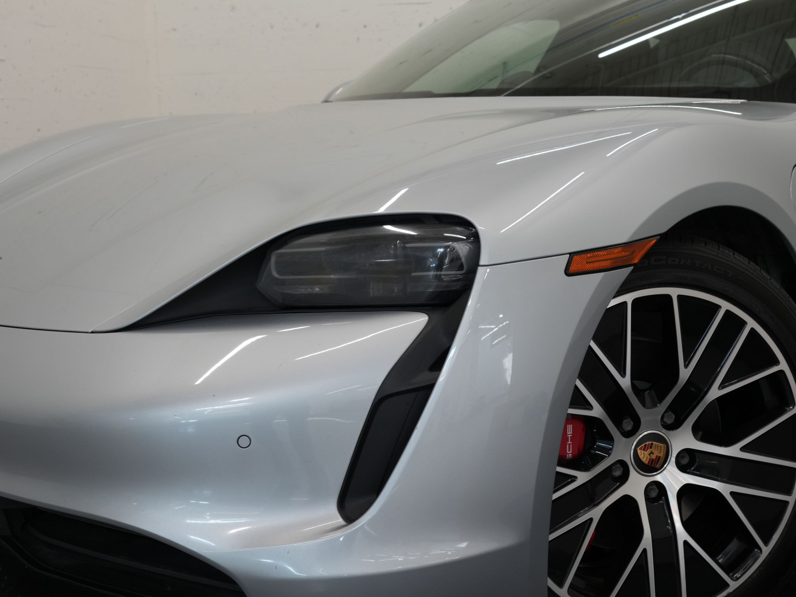 Porsche Taycan  2021 à Vancouver, Colombie-Britannique