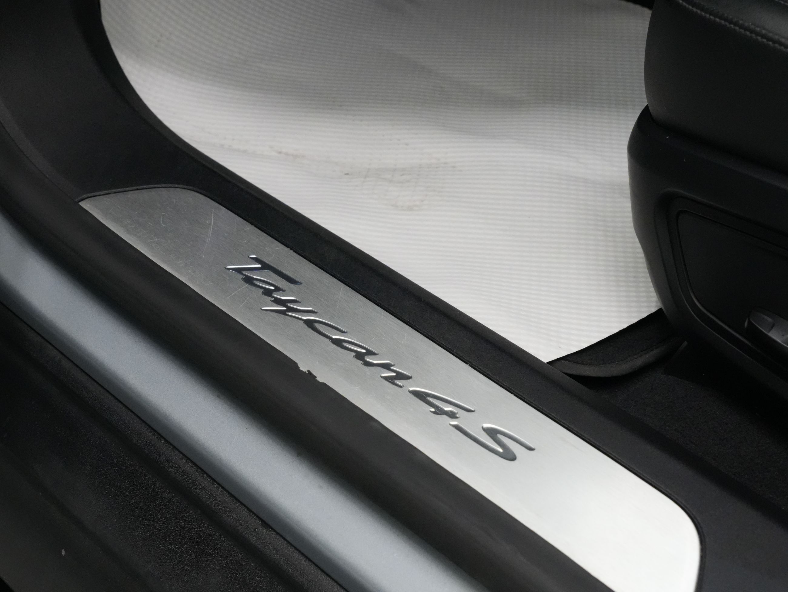 Porsche Taycan  2021 à Vancouver, Colombie-Britannique